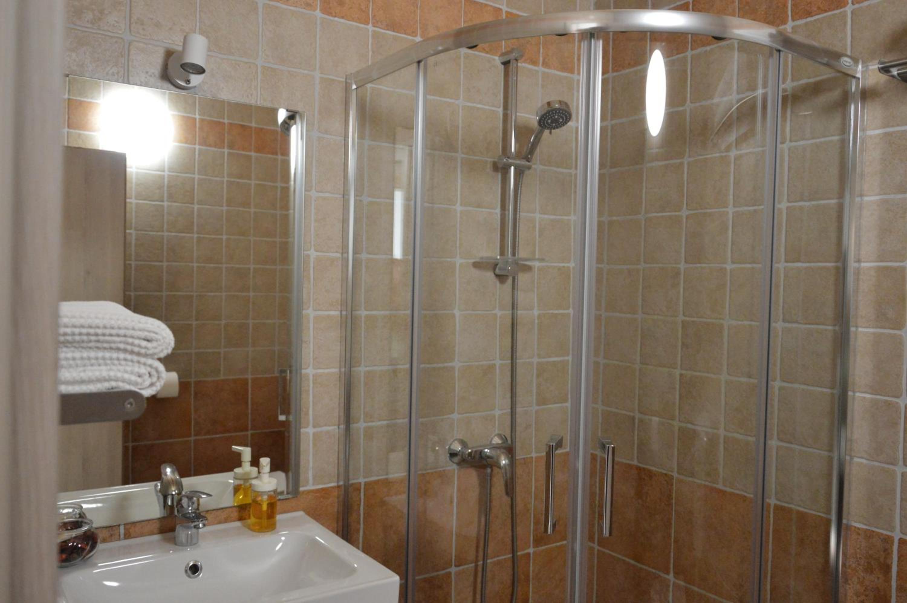 Photo 44