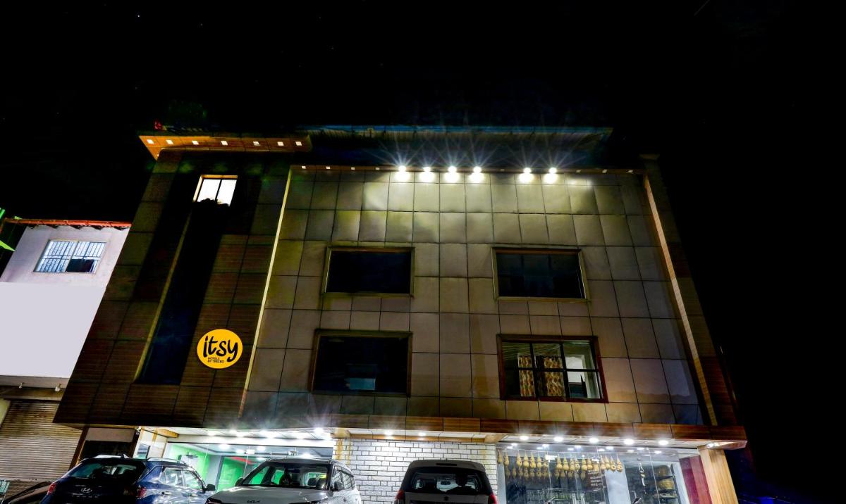 Itsy By Treebo - Hill View