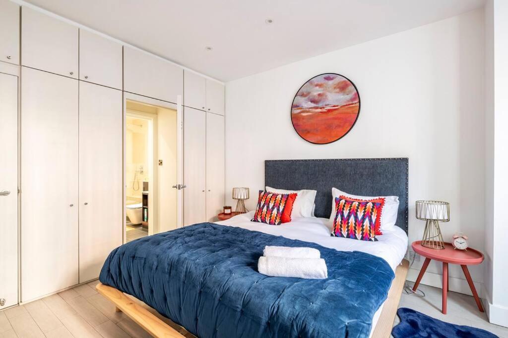 Chelsea Posh apartment