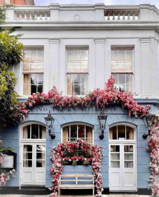 Chelsea Posh apartment