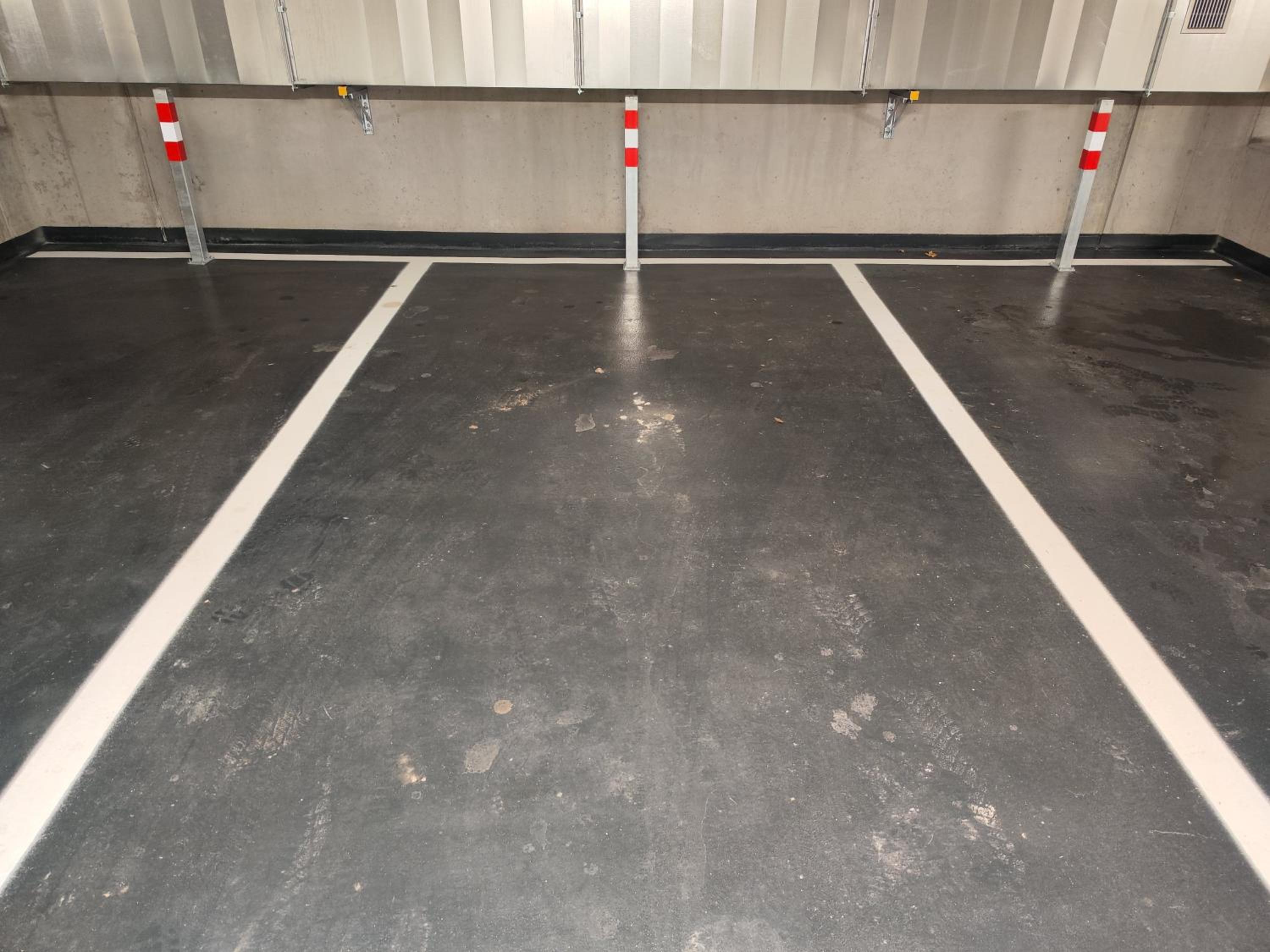 Yarn - free private parking - balcony with city view - Central shopping mall