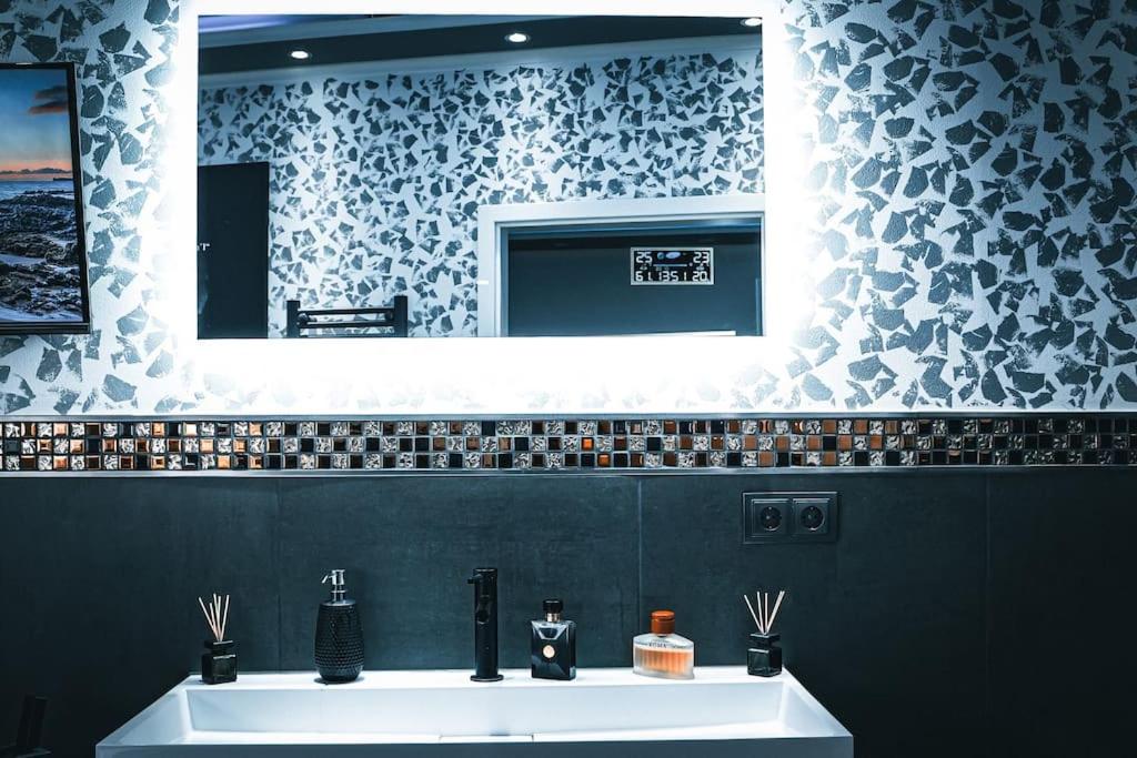 Luxus Loft Whirlpool Designer Küche Bad