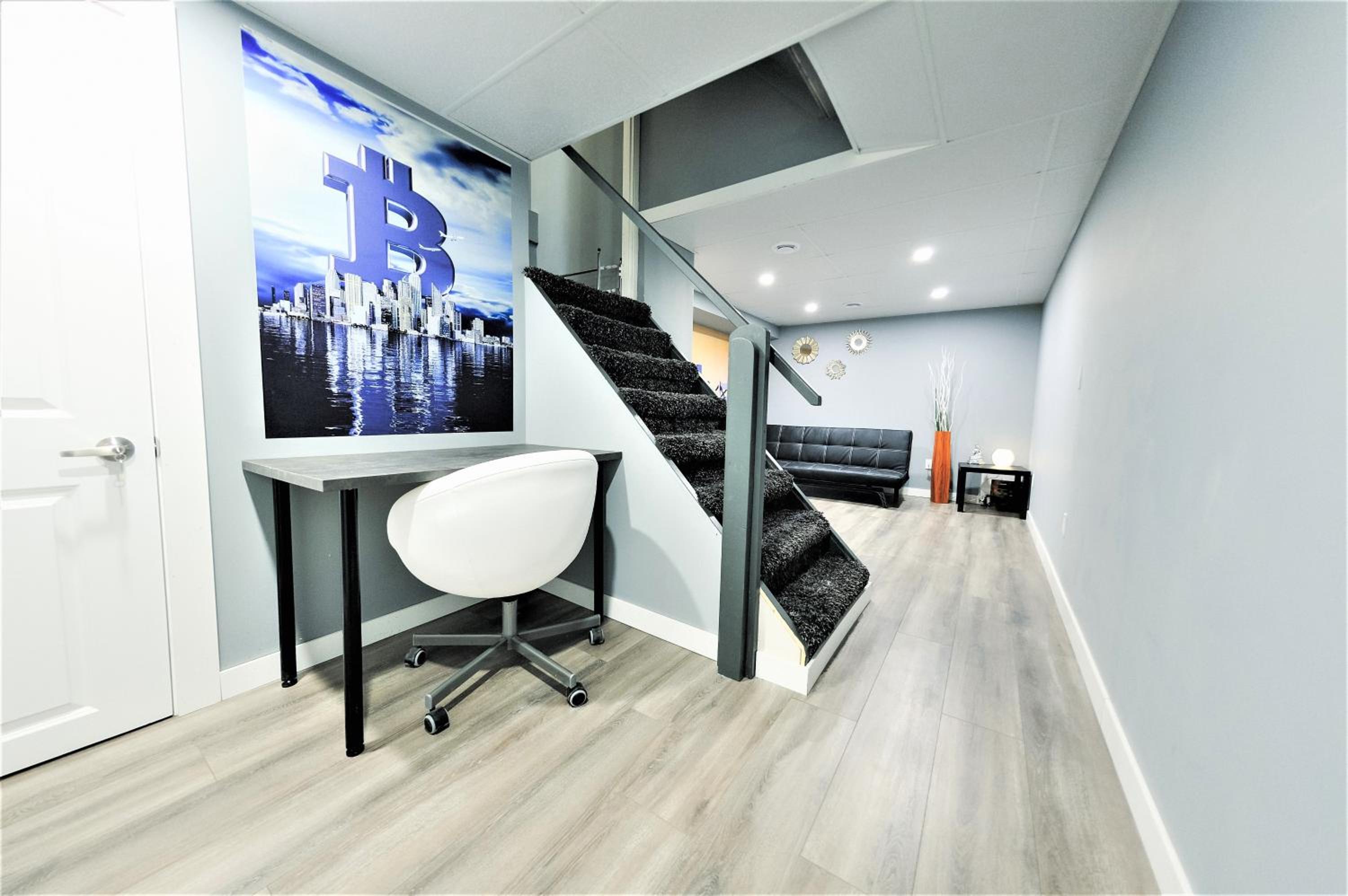 Photo 7