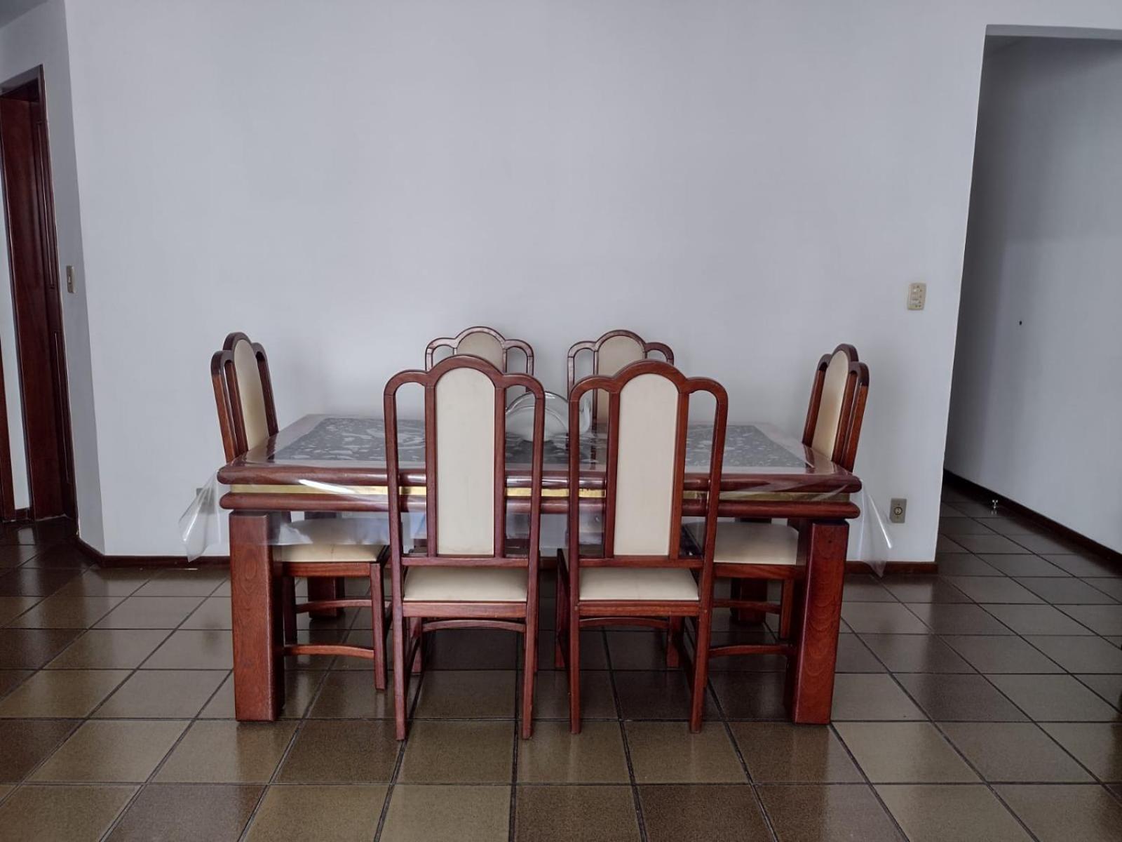 Apartamento Praia do Forte Familiar com piscina