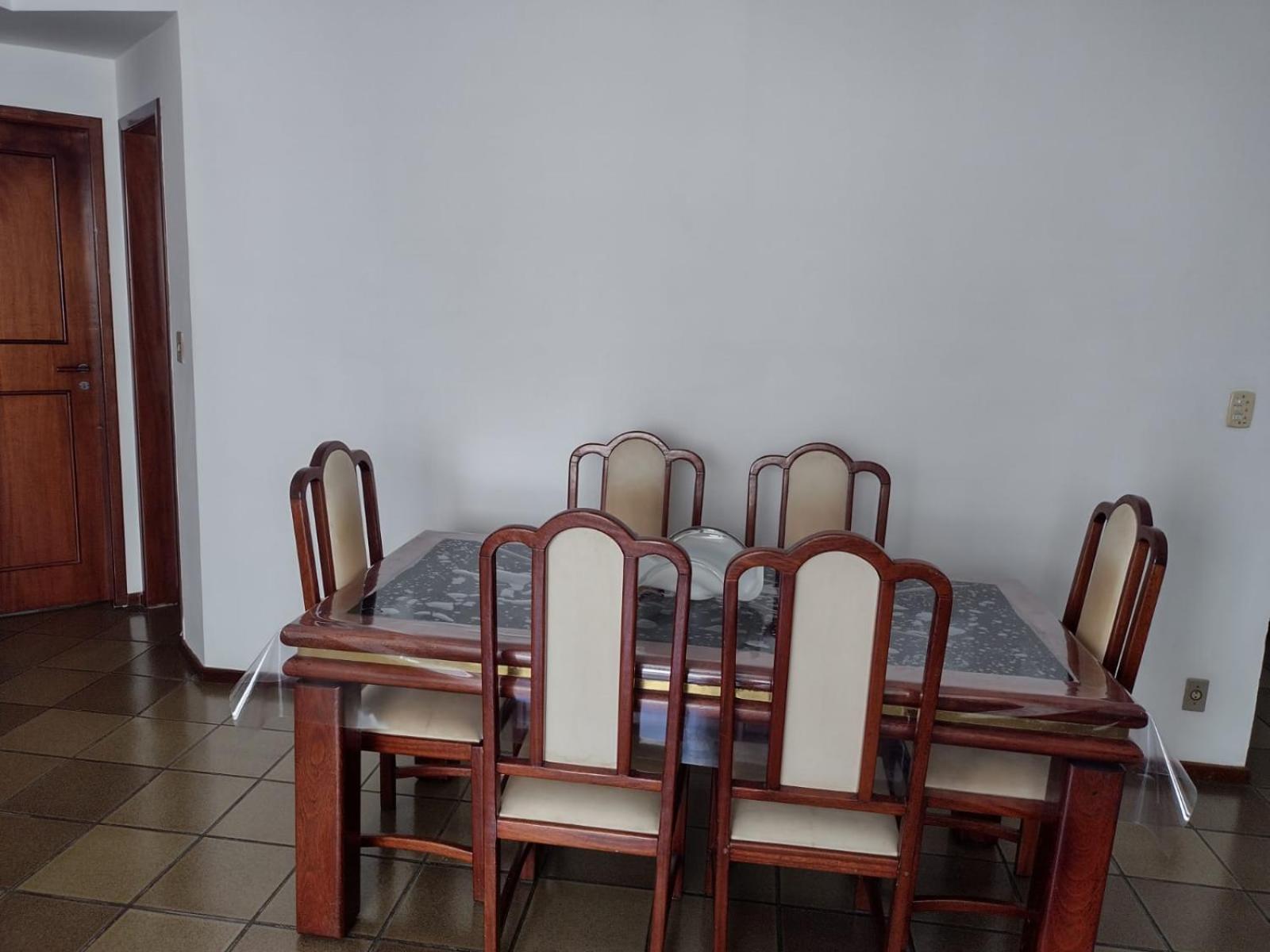 Apartamento Praia do Forte Familiar com piscina