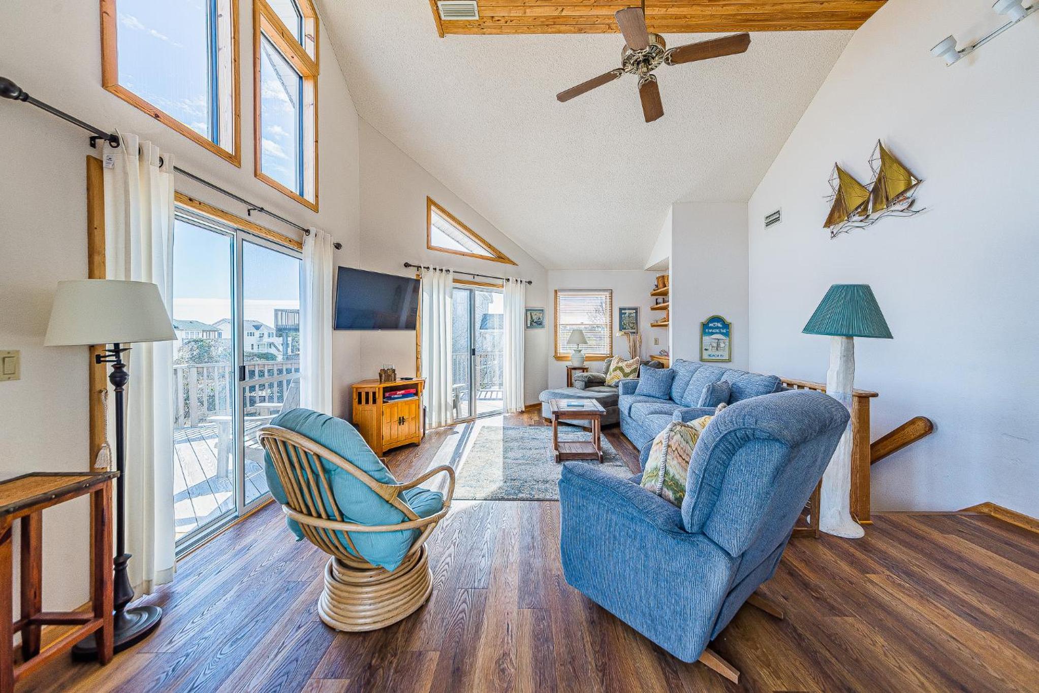 Keepsake - Corolla, Whalehead, 435 Yds to Beach, Pool w/Kiddie Pool, Hot Tub, Pets OK, Flex Stays