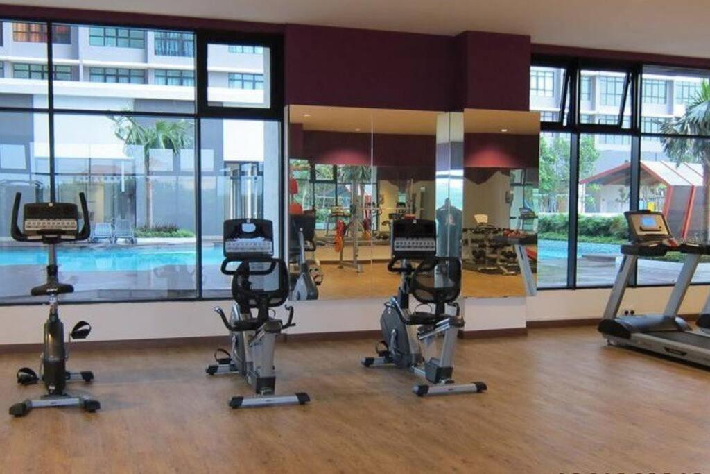 The Icon2 Condo in IOI City Mall Putrajaya, Pool View view 3