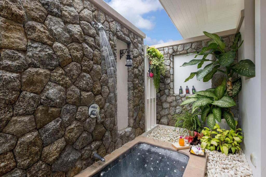 Katamanda 3 Bed Tropical Villa B3 Near Kata Beach