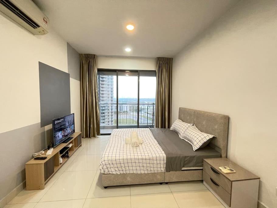 Teega Suites PuteriHarbour By WP Homestay