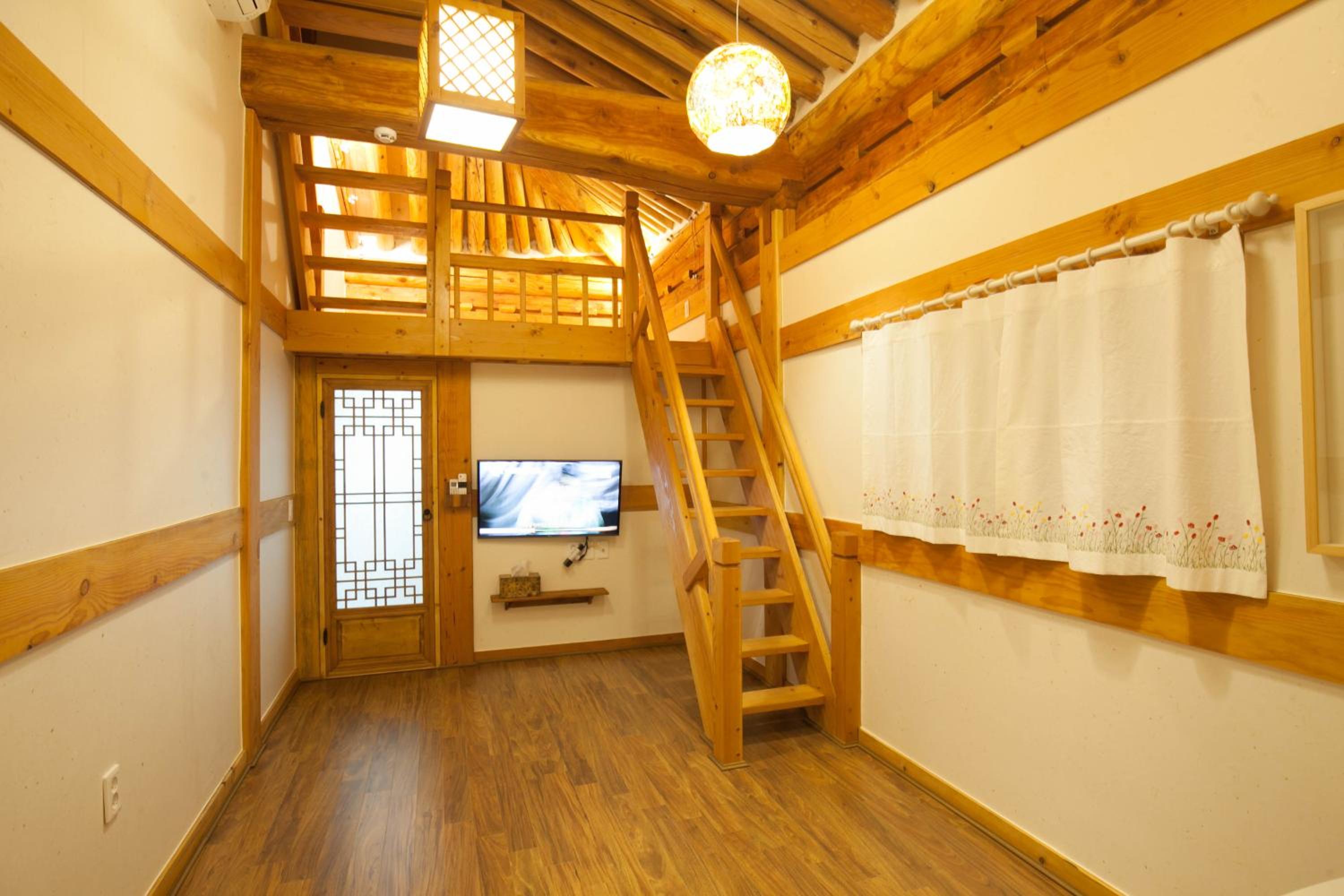Samlockhon Hanokstay