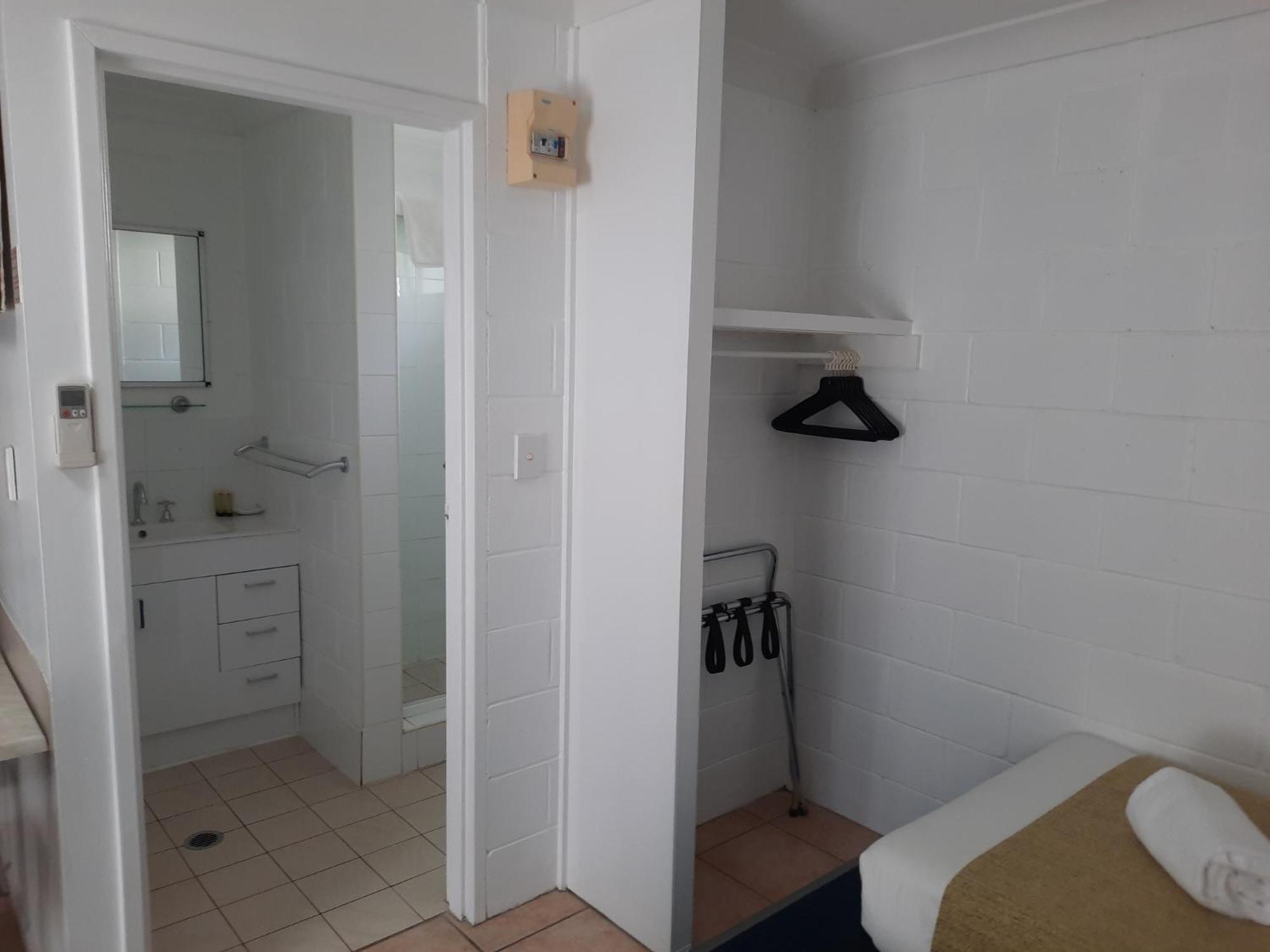 Cleveland Motor Inn
