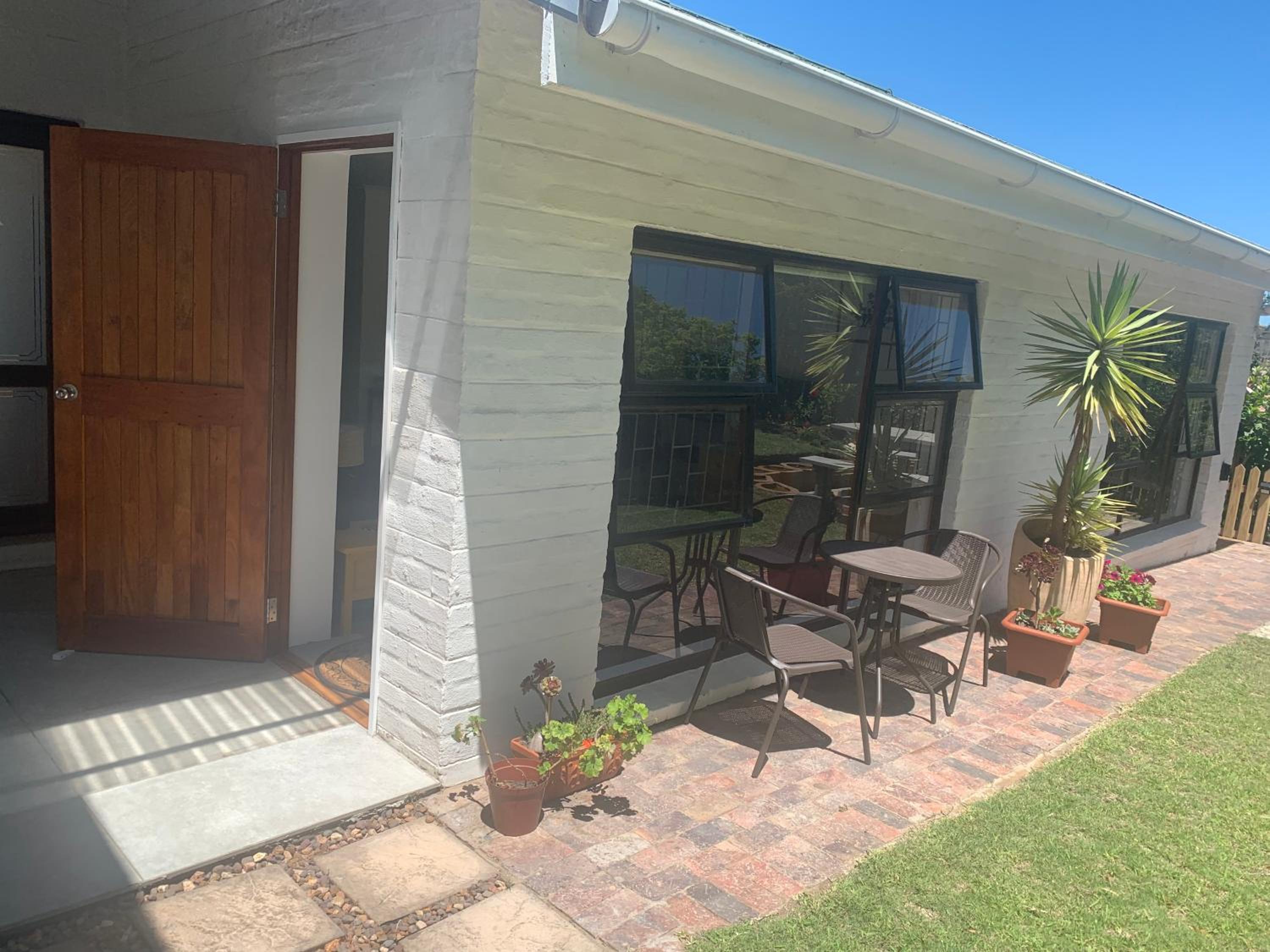 Kindred Spirit Guest Suites with solar power view 5