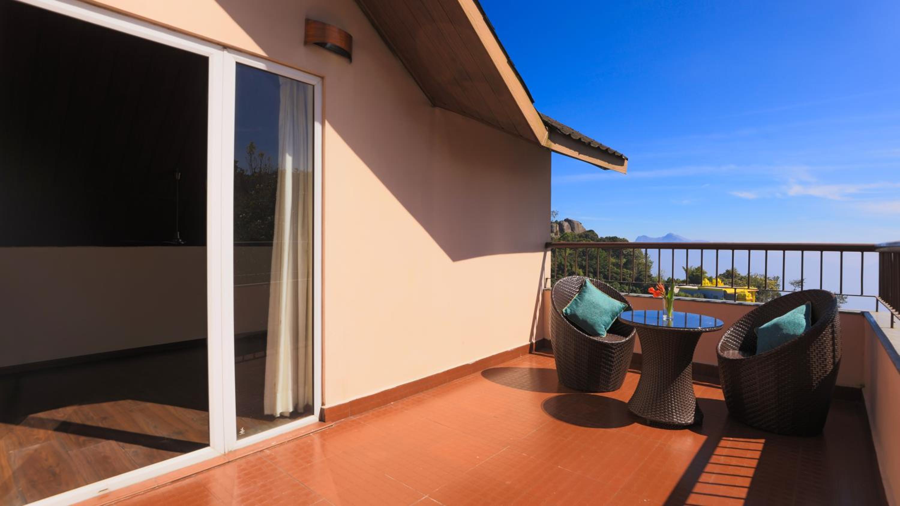 Shola Crown Resort - Munnar