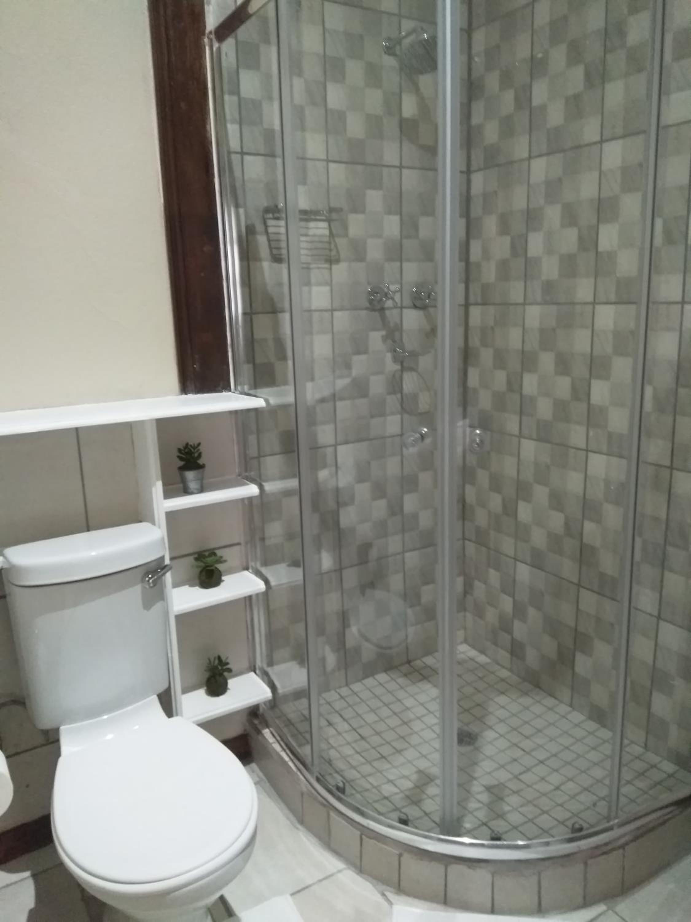 Khokha Moya Guesthouse
