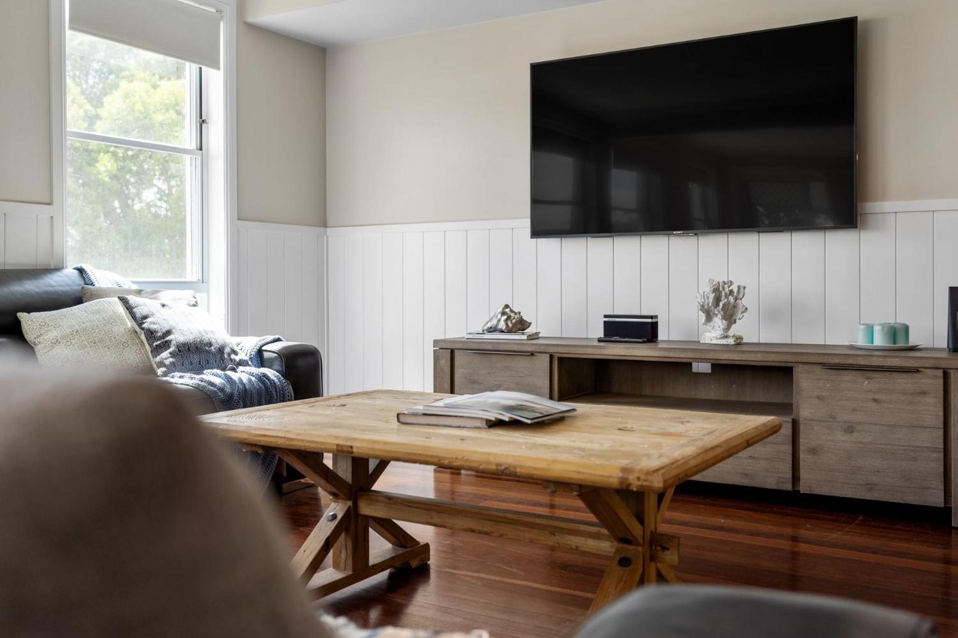 Karinya Jervis Bay - 4BR home & optional studio
