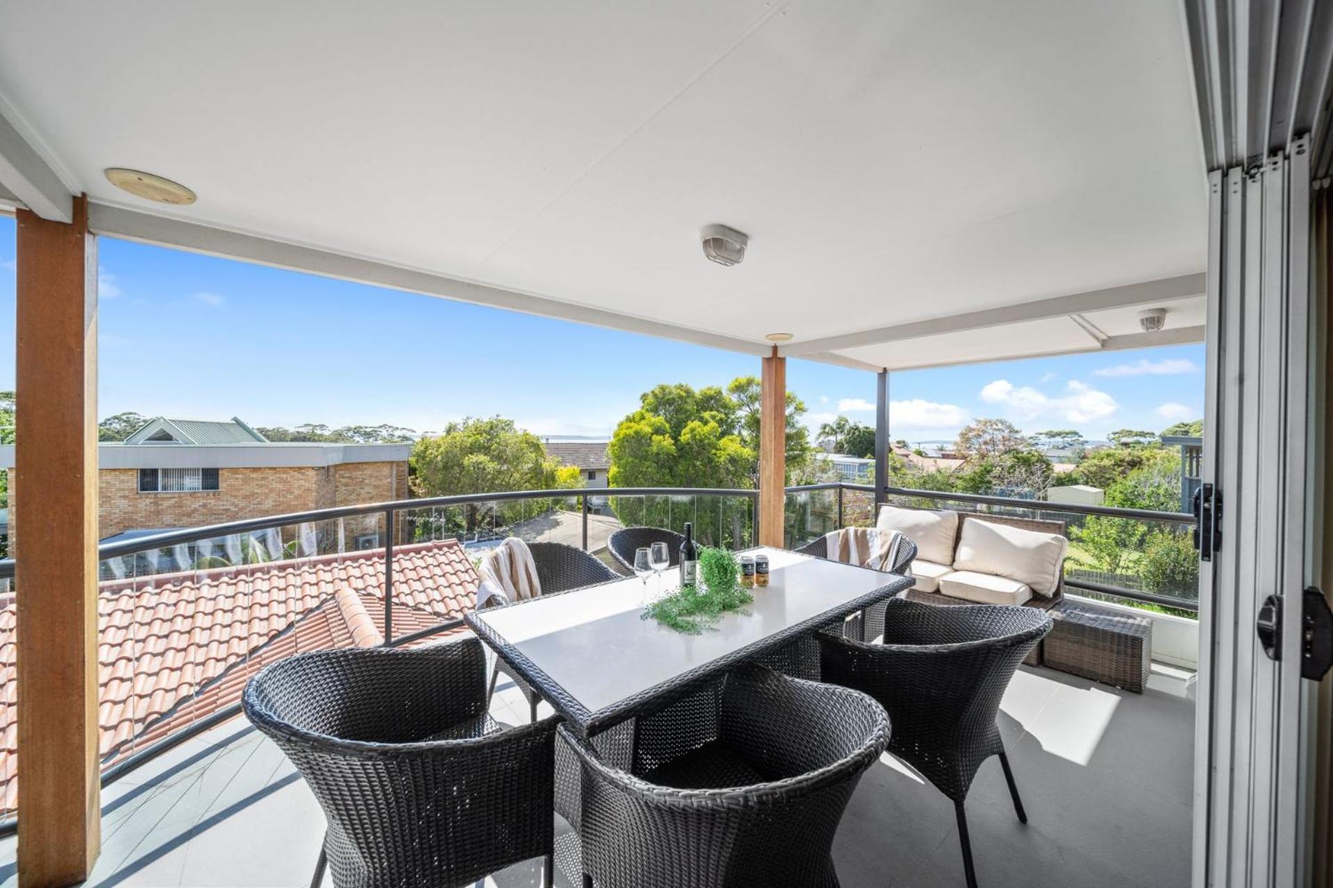 Karinya Jervis Bay - 4BR home & optional studio