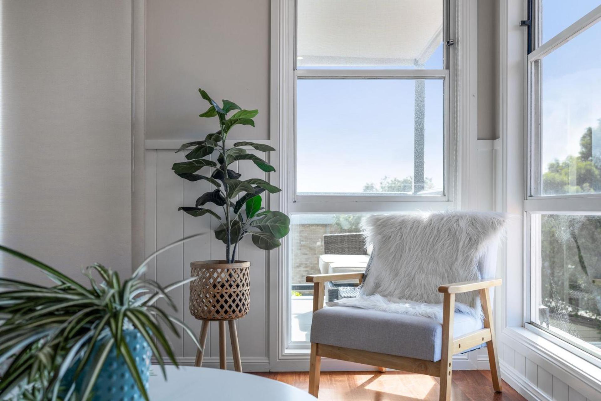 Karinya Jervis Bay - 4BR home & optional studio