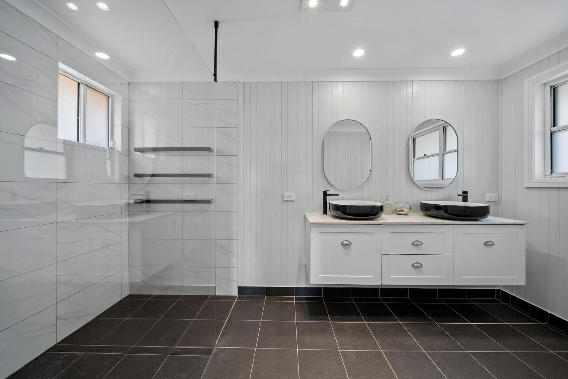 Karinya Jervis Bay - 4BR home & optional studio