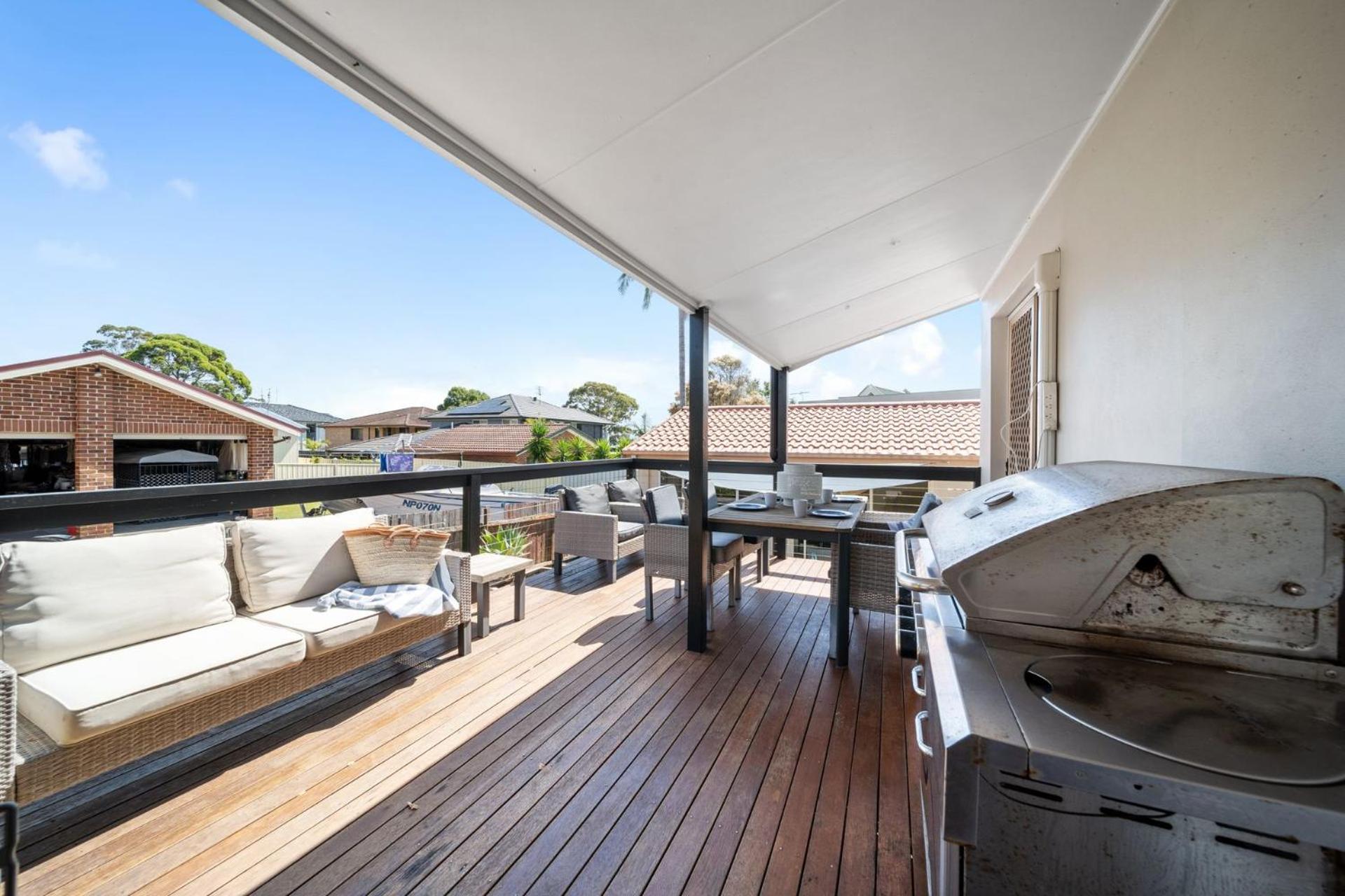 Karinya Jervis Bay - 4BR home & optional studio