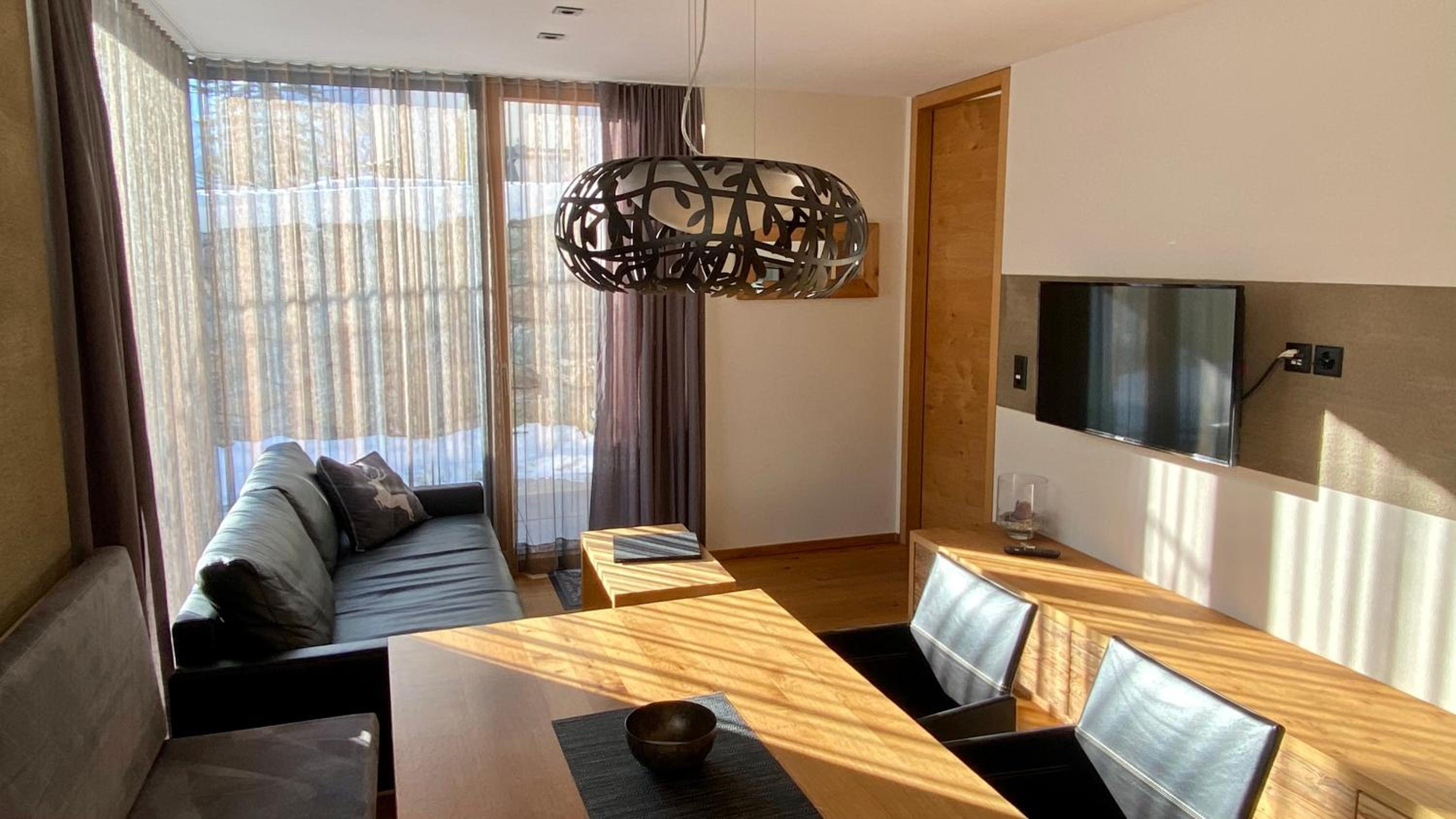 Allegra view 5