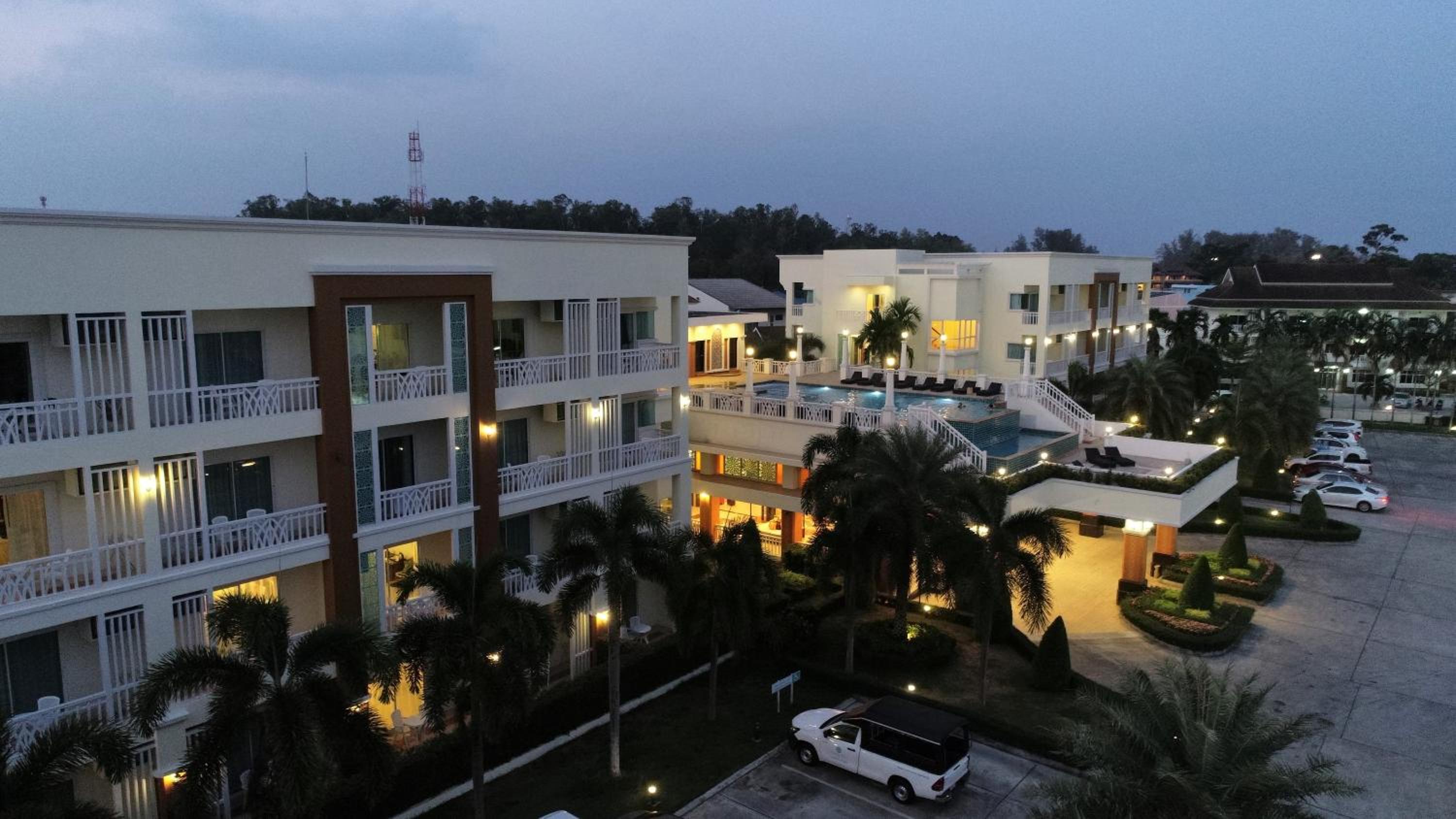 Krabi Front Bay Resort
