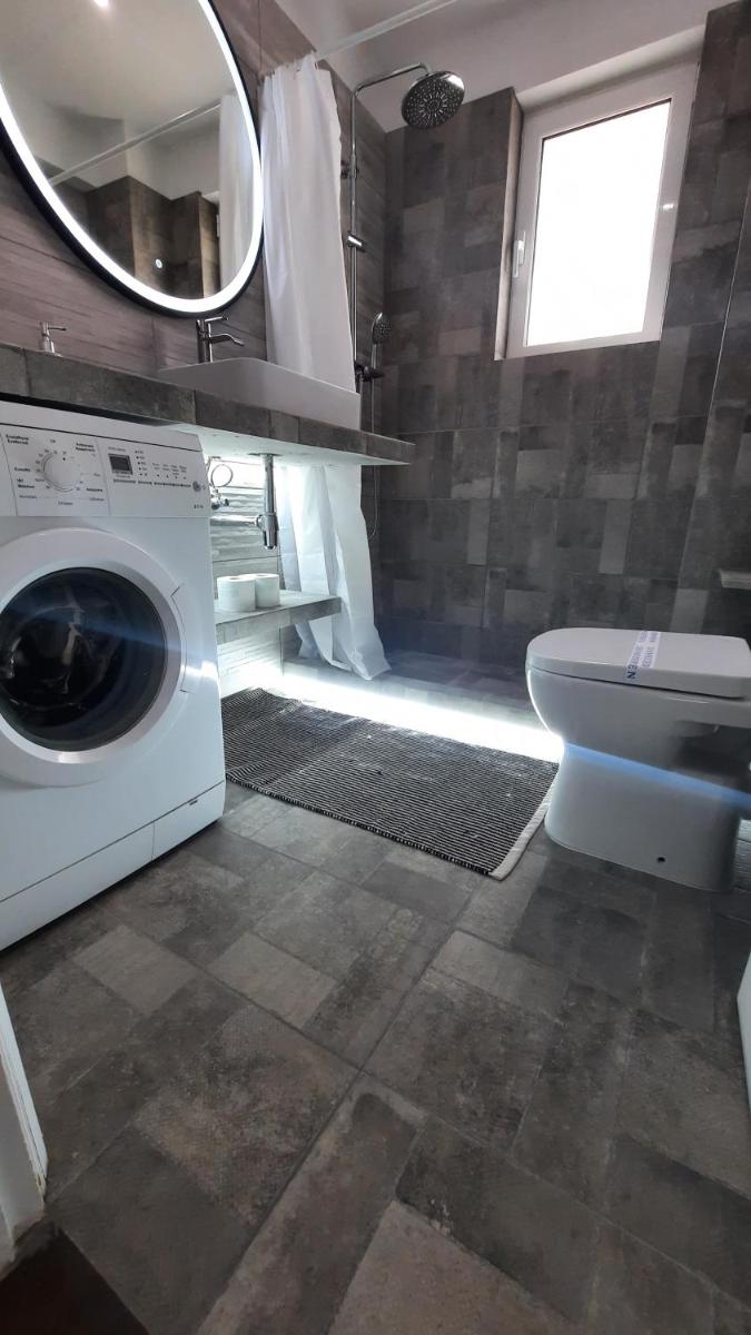 Glyfada Vacation Apt