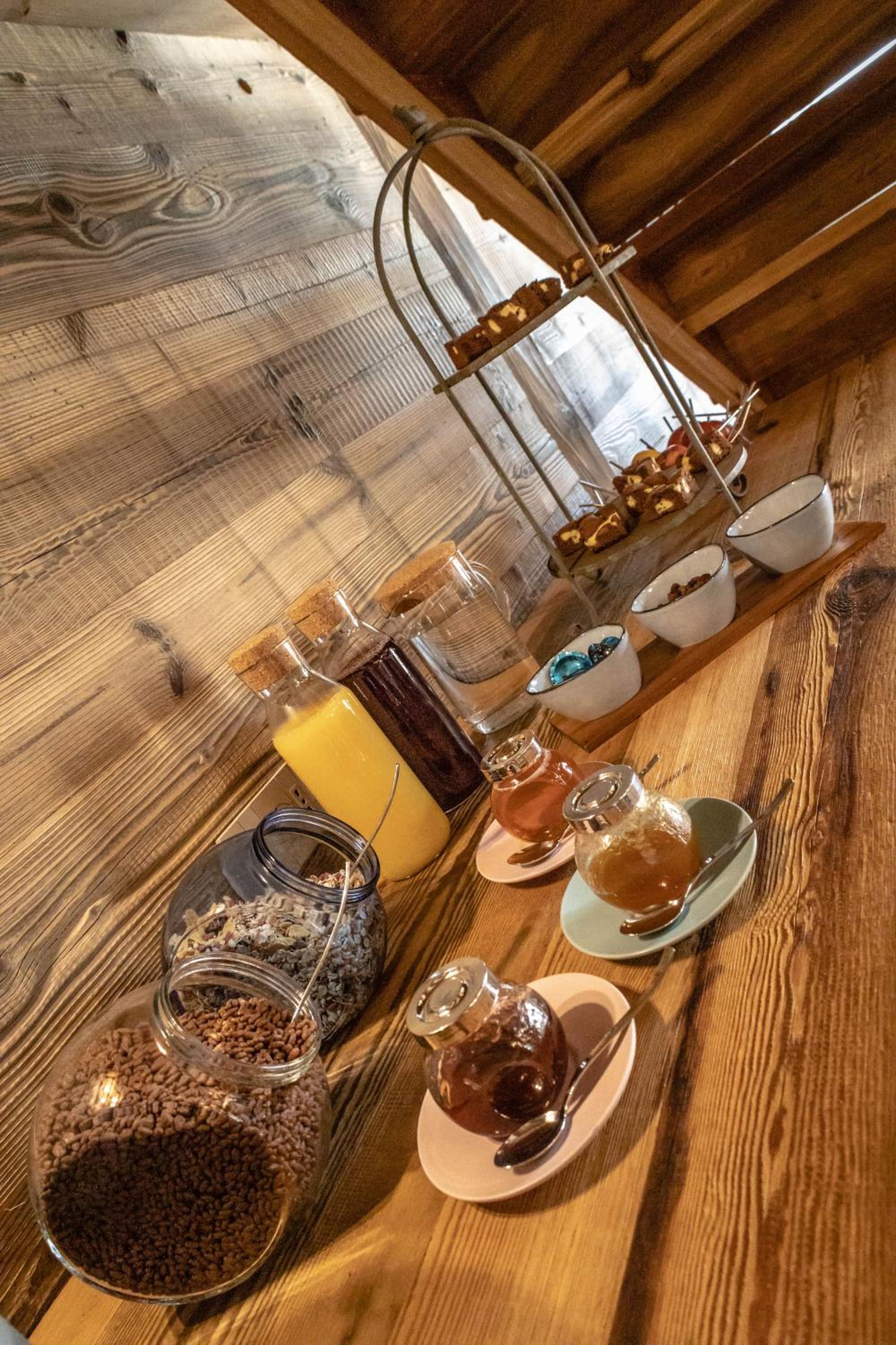 Fleur des neiges & Spa - Adults only view 2