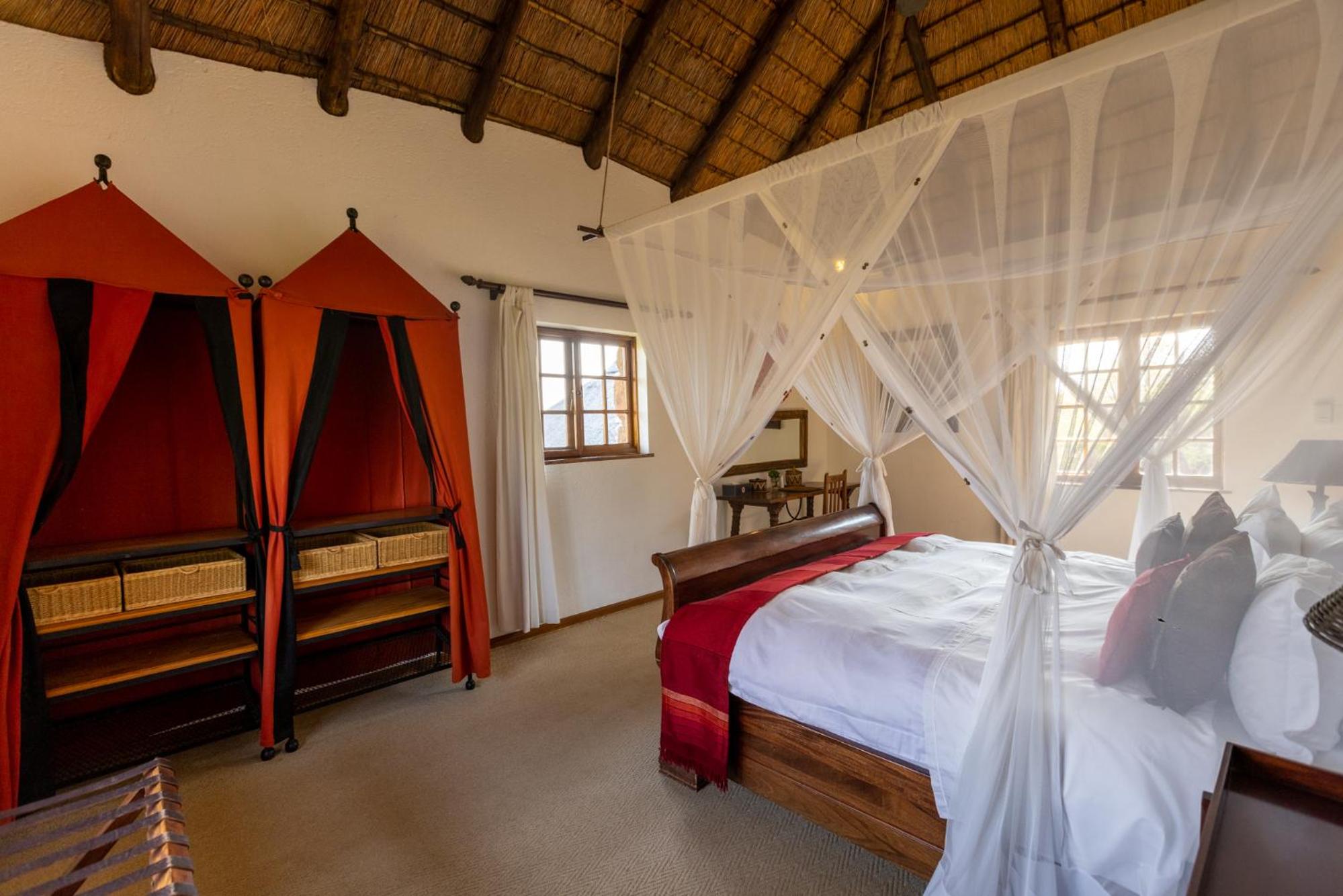 Jembisa Bush Home view 2