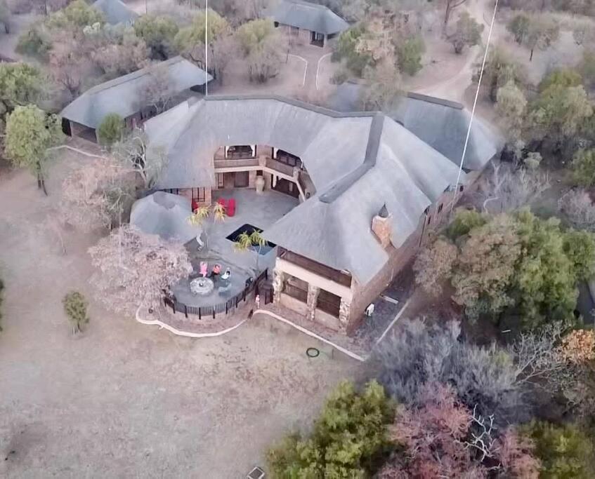 Lodge on Watering Hole , Zebula view 2