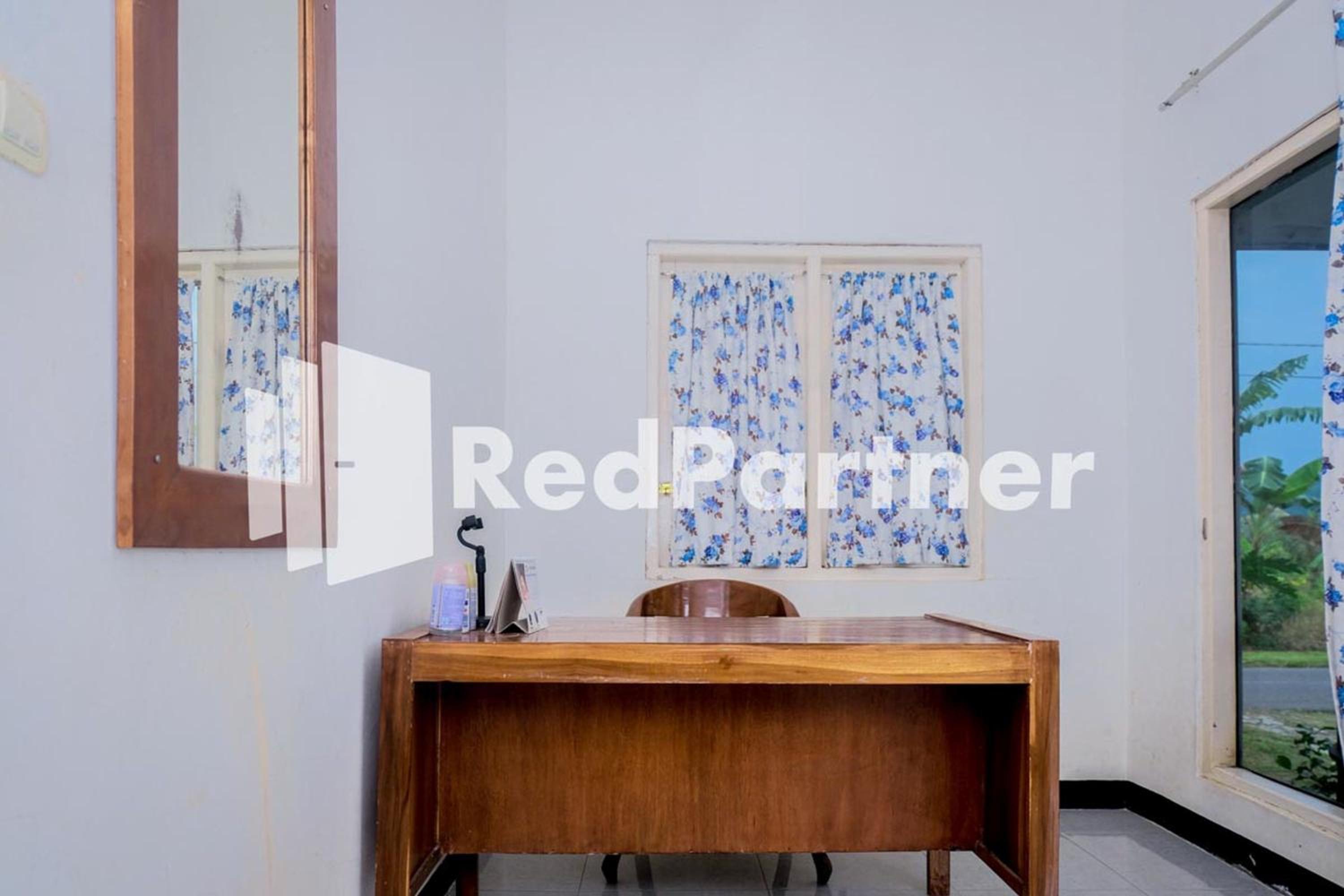 Villa Ikhbar Ciletuh RedPartner