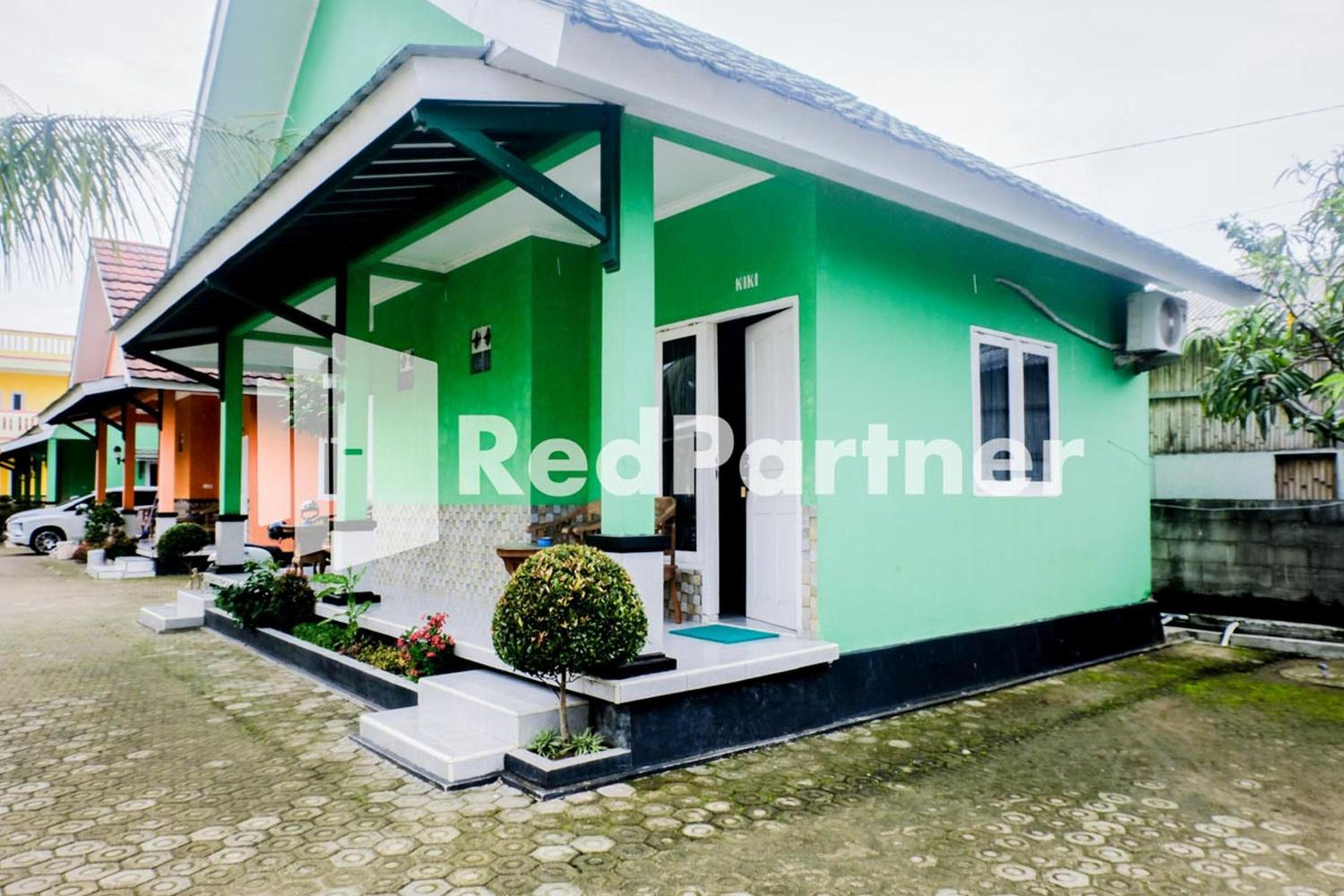 Villa Ikhbar Ciletuh RedPartner