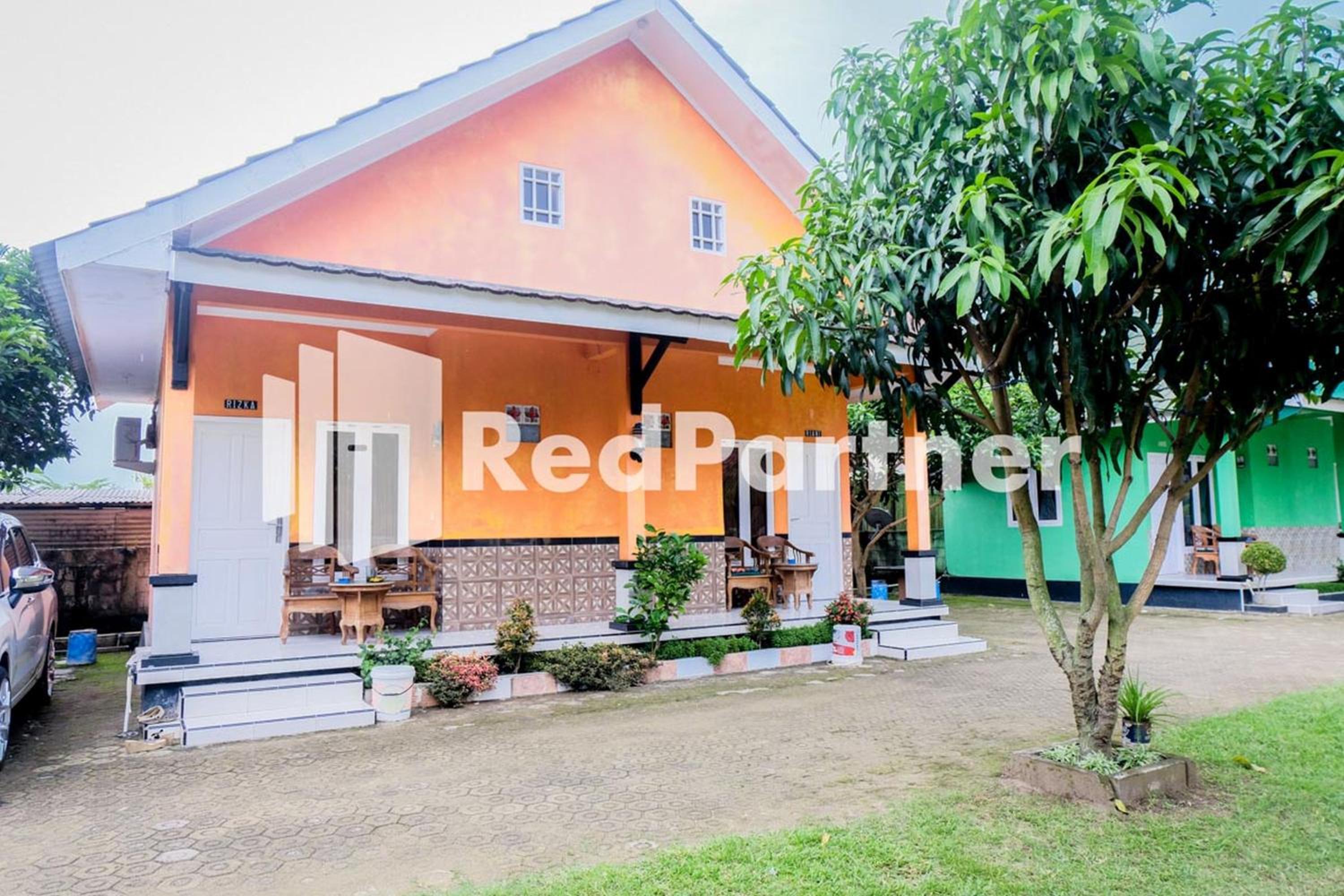 Villa Ikhbar Ciletuh RedPartner