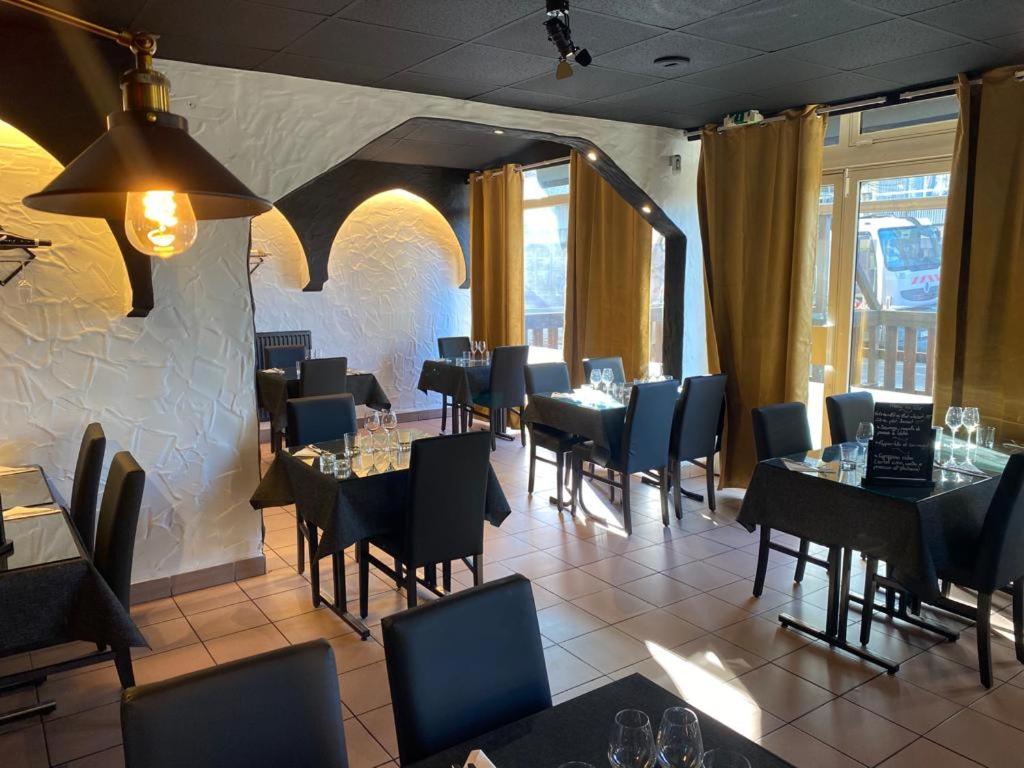 restaurant