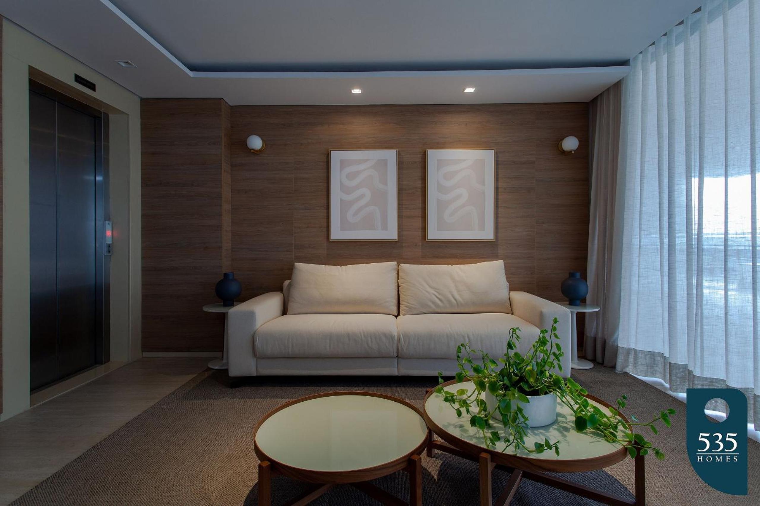 Bedsitter with sea view and modern amenities