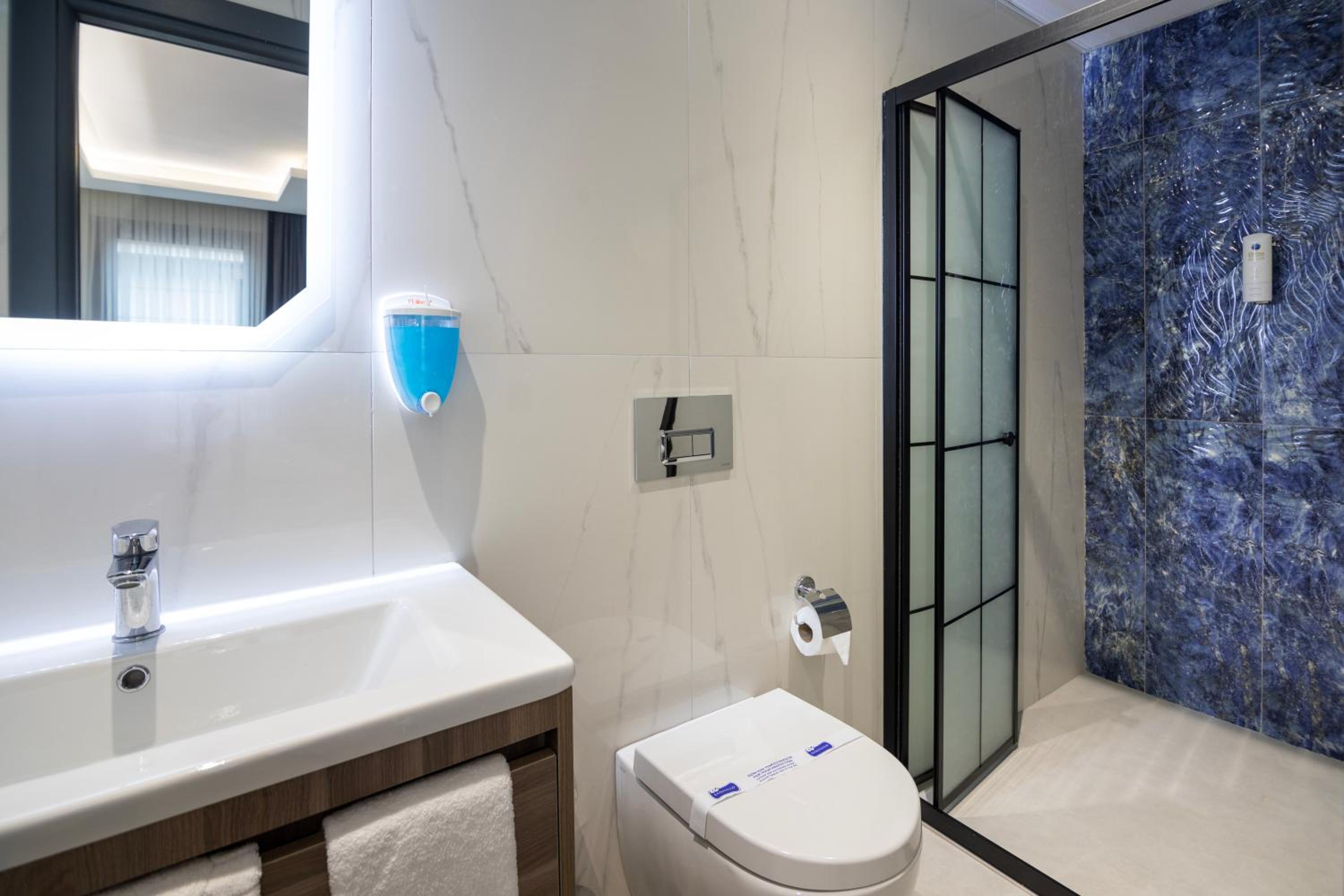 The Omiya Otel - Image 14