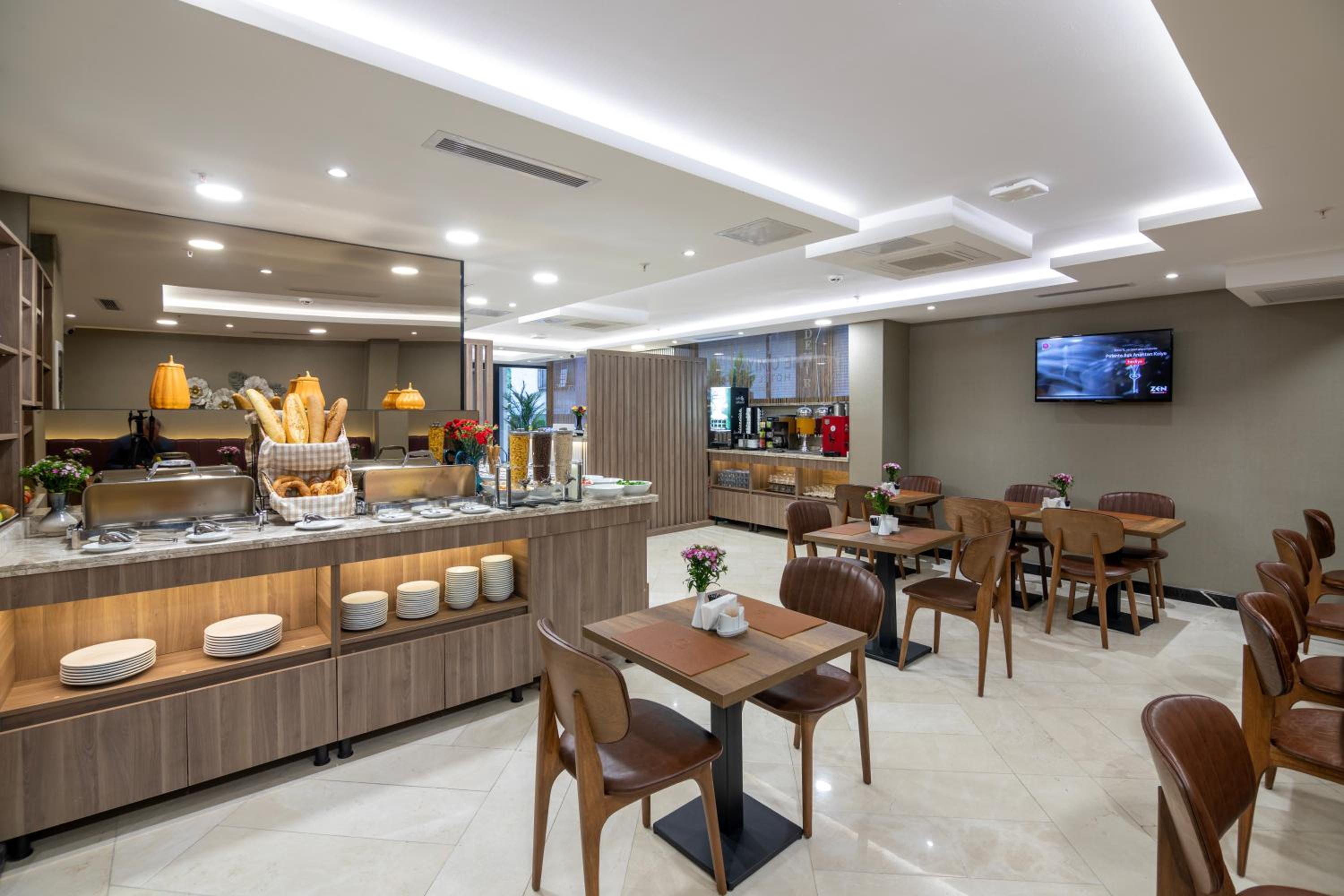 The Omiya Otel - Image 35