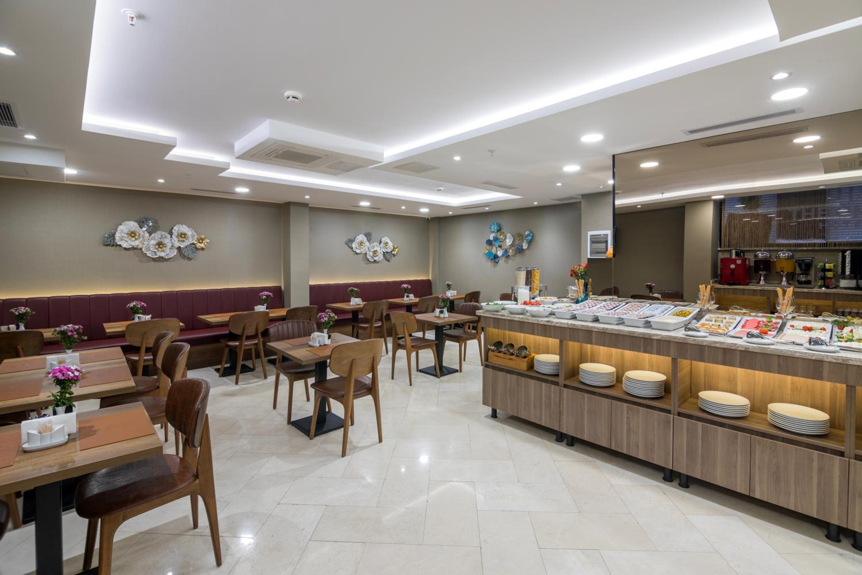 The Omiya Otel - Image 31