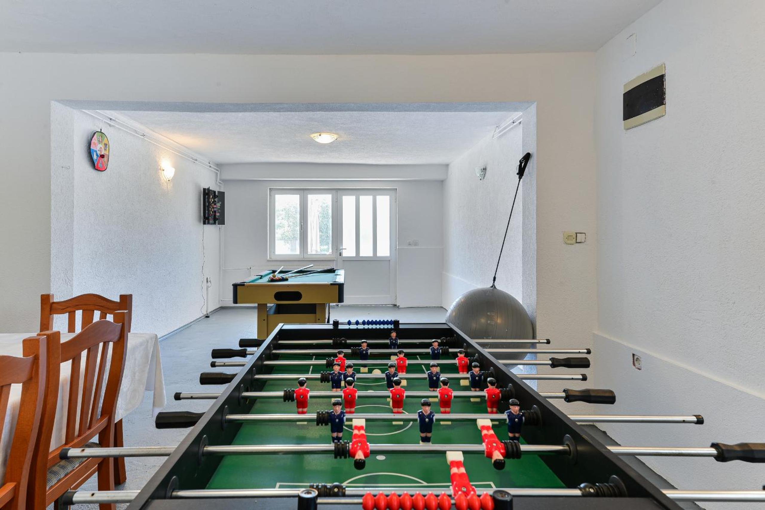 activities & amenities