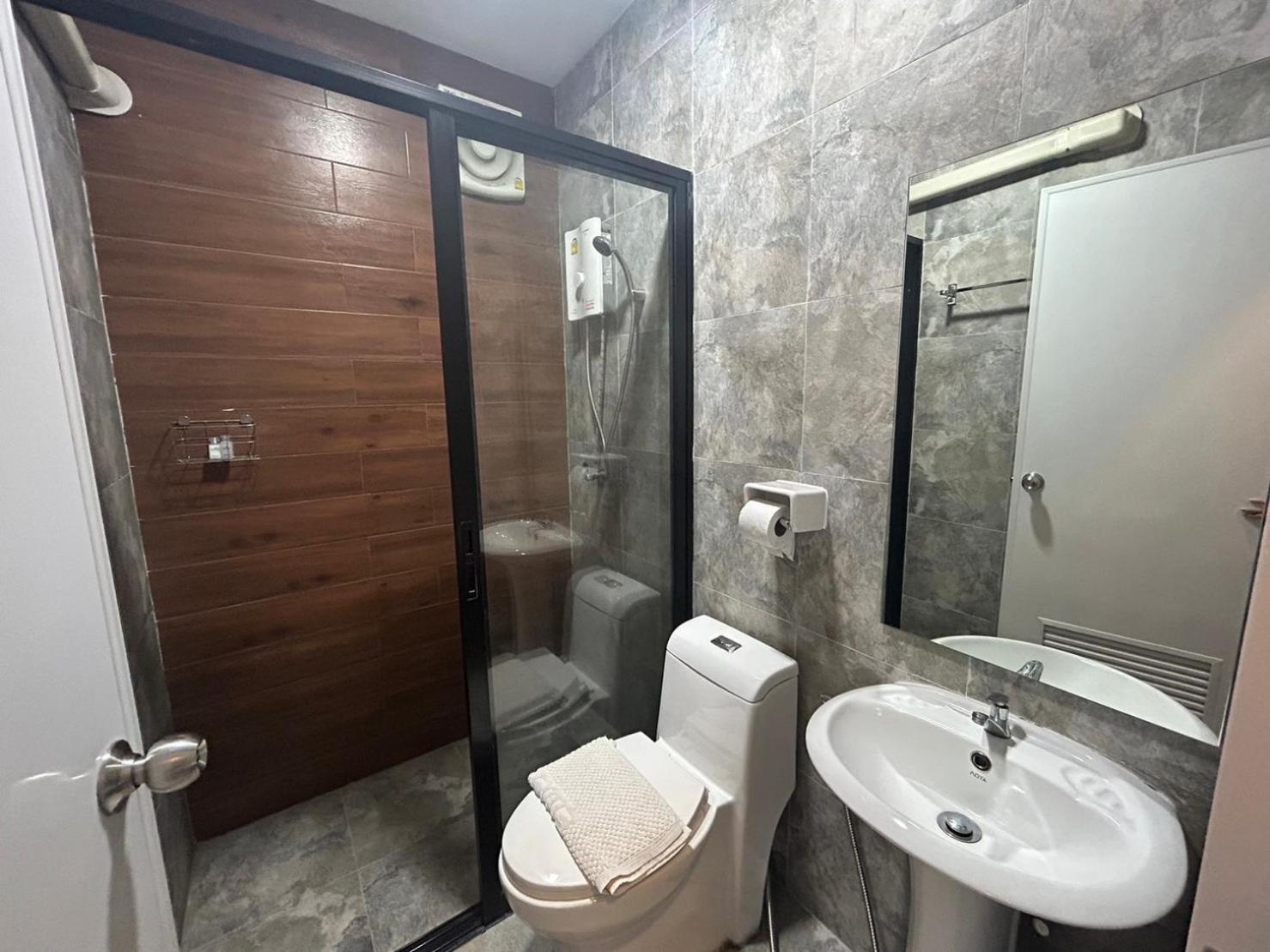 Uthaithani Resort, photo 97