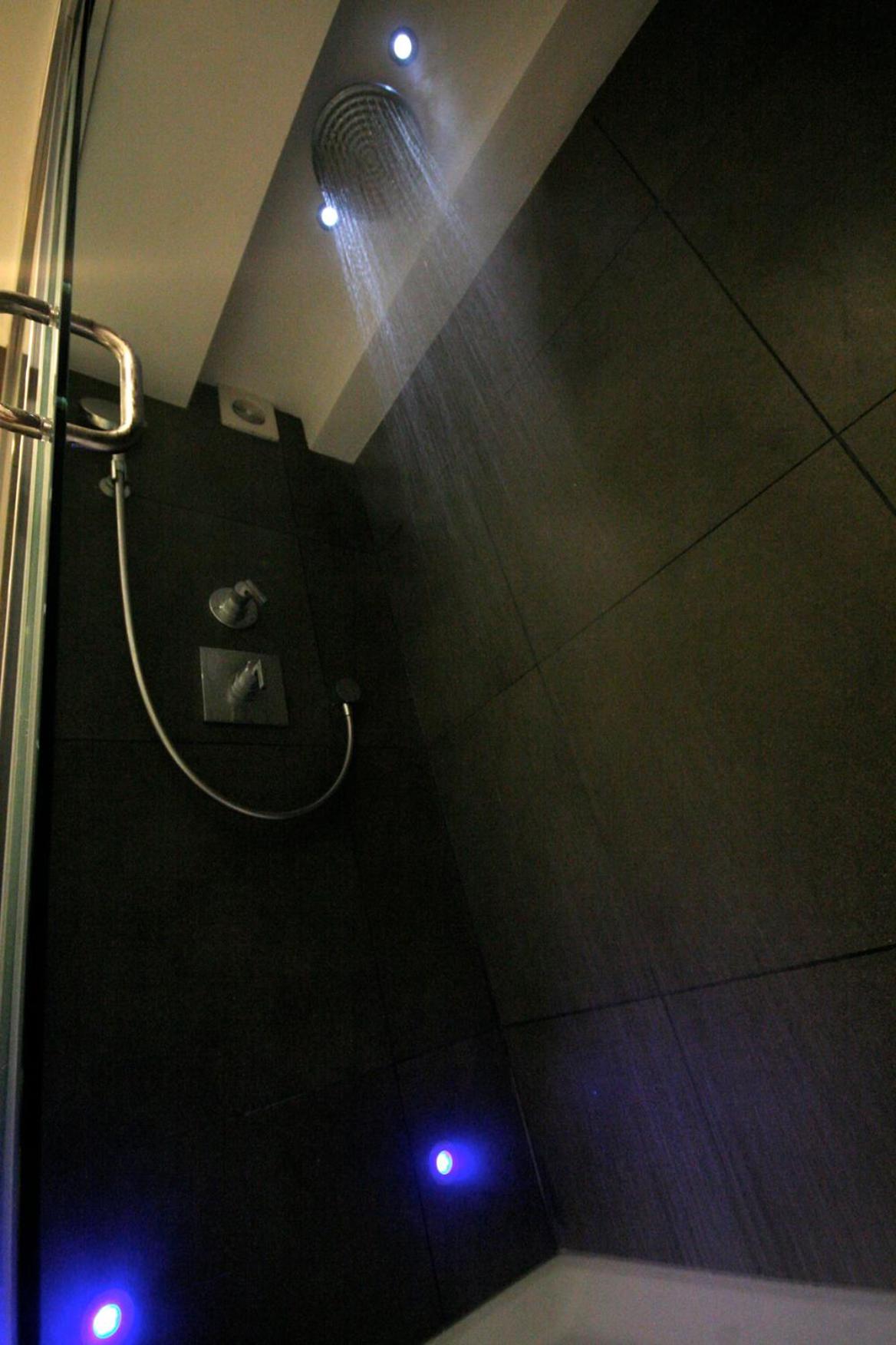 Photo 48