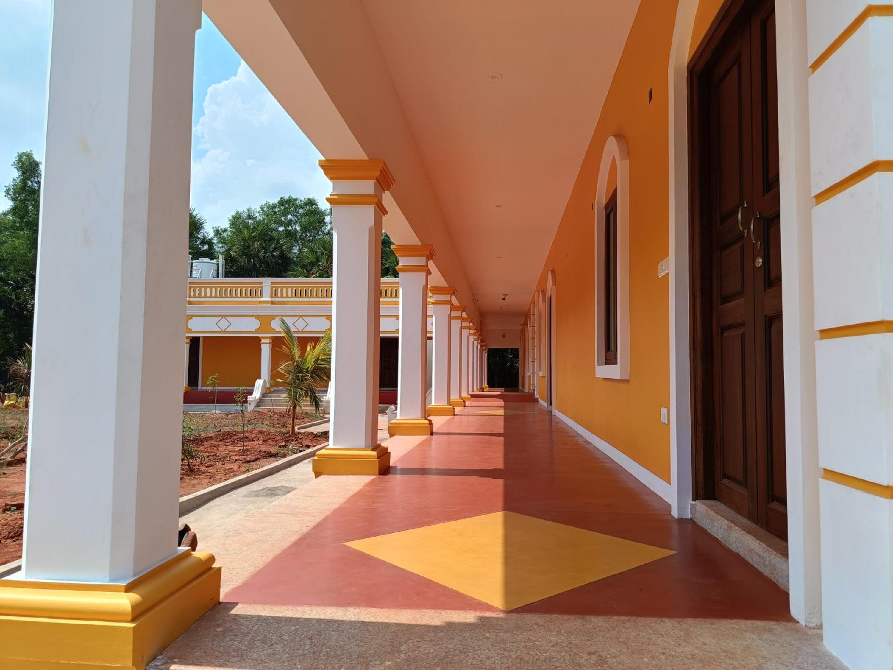 Auro Sunrise Resort Auroville