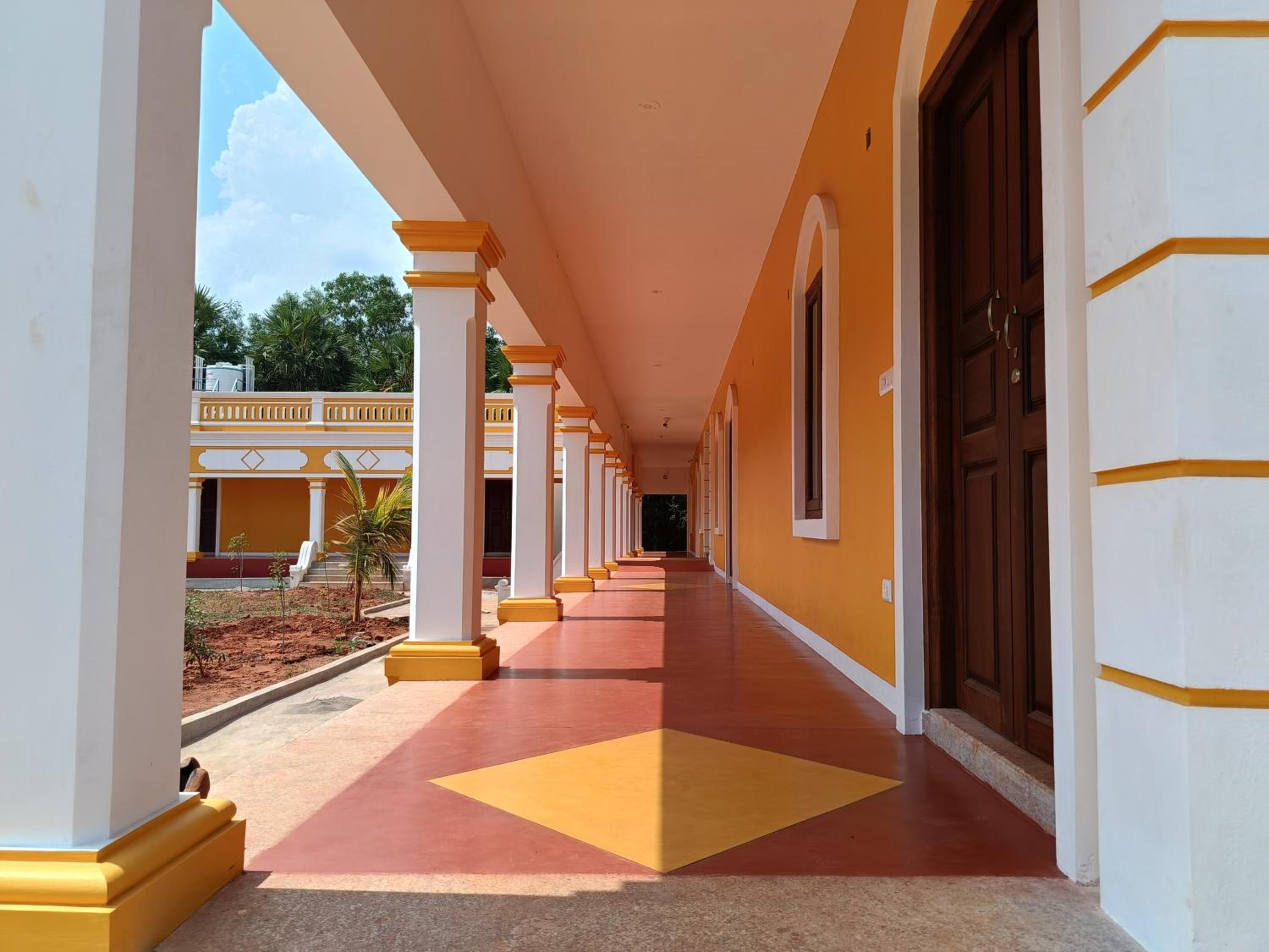 Auro Sunrise Resort Auroville