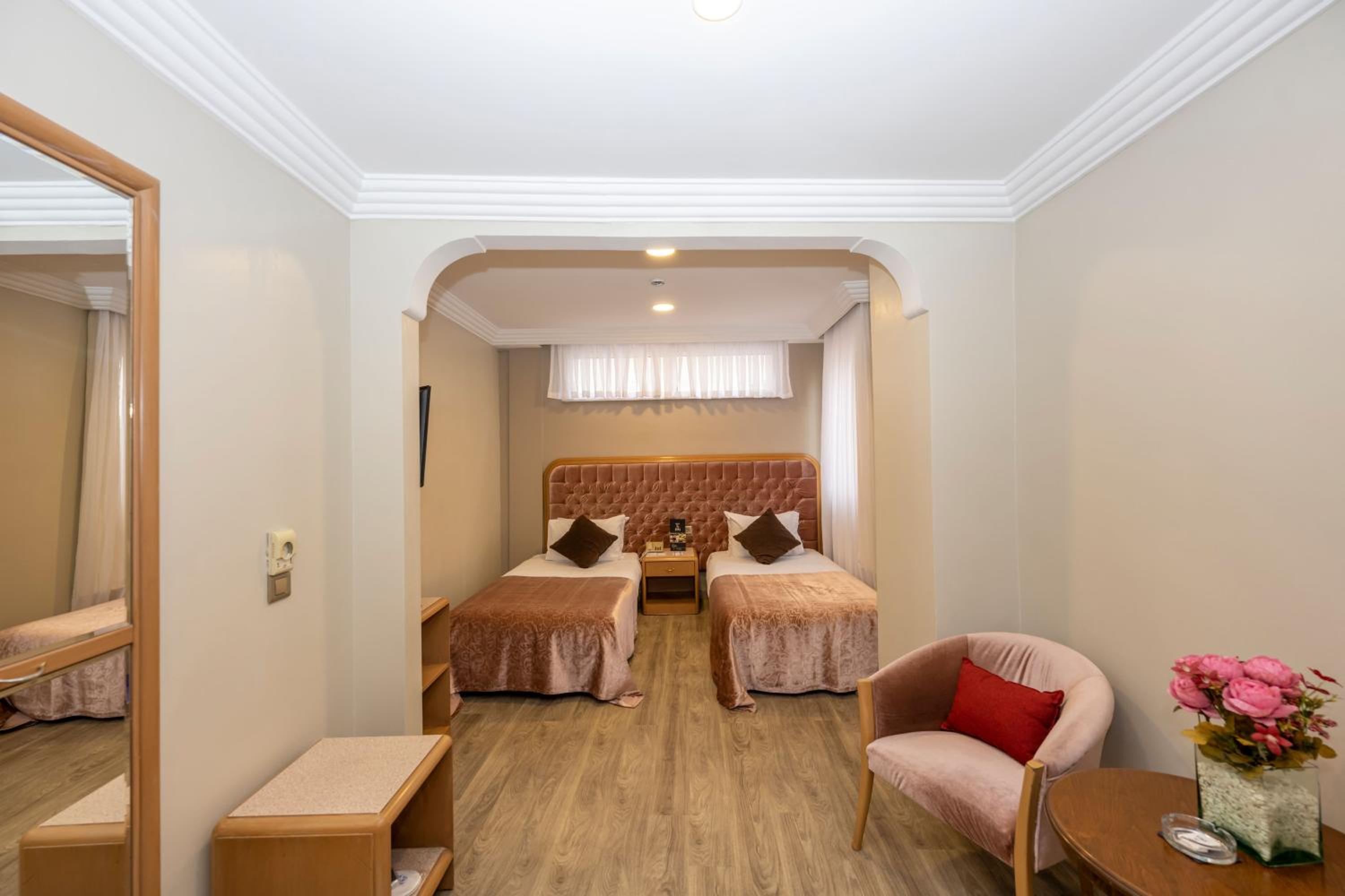 Grand Anka Hotel - Image 29