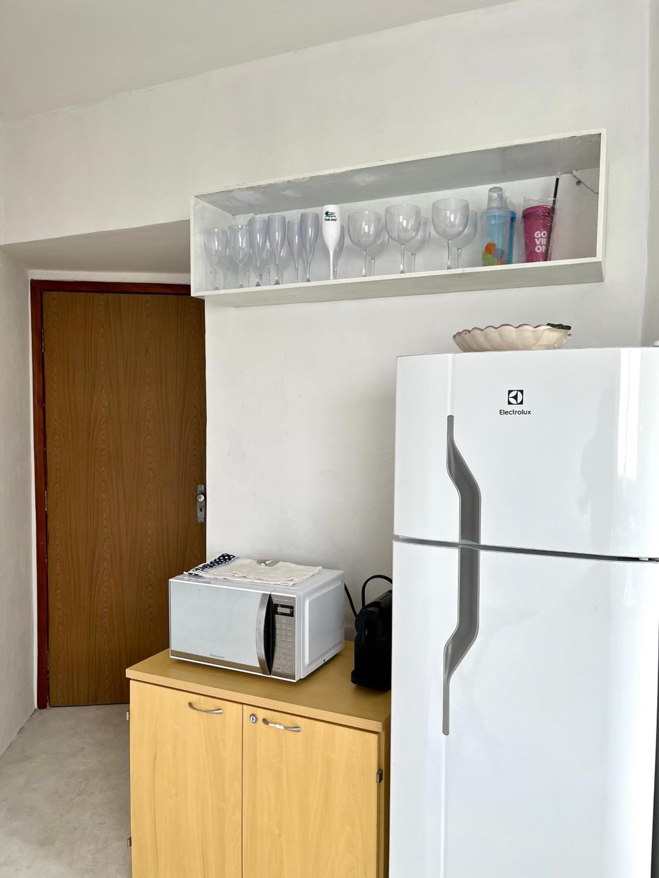 Apt 2 dorm na quadra da praia Ocian - Praia Grande SP