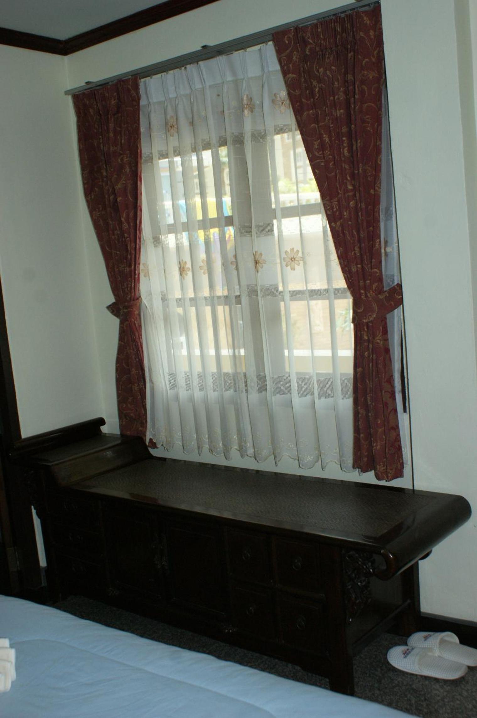 Prince Edouard Apartments & Resort Patong Beach Phuket
