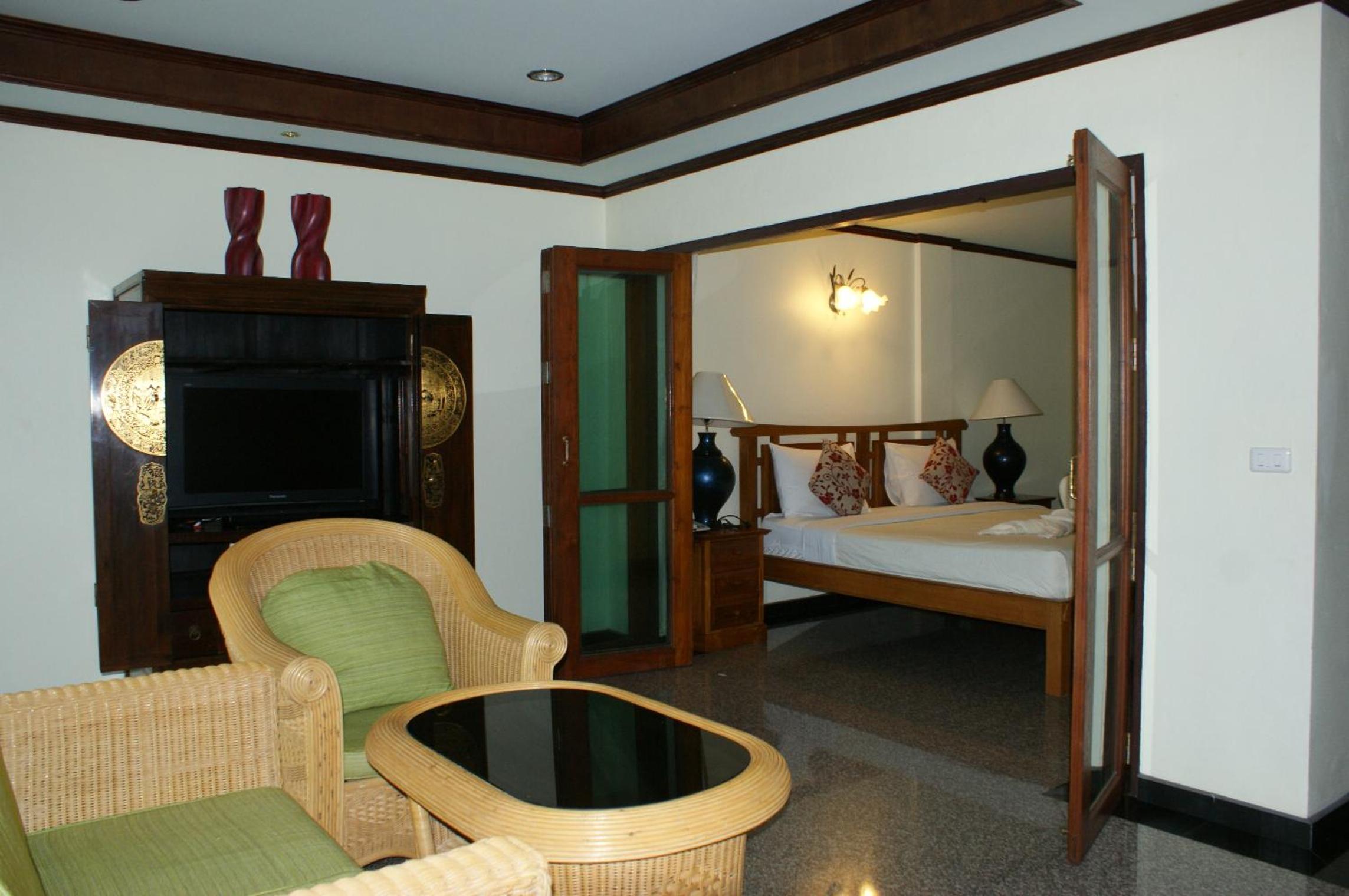 Prince Edouard Apartments & Resort Patong Beach Phuket, photo 63