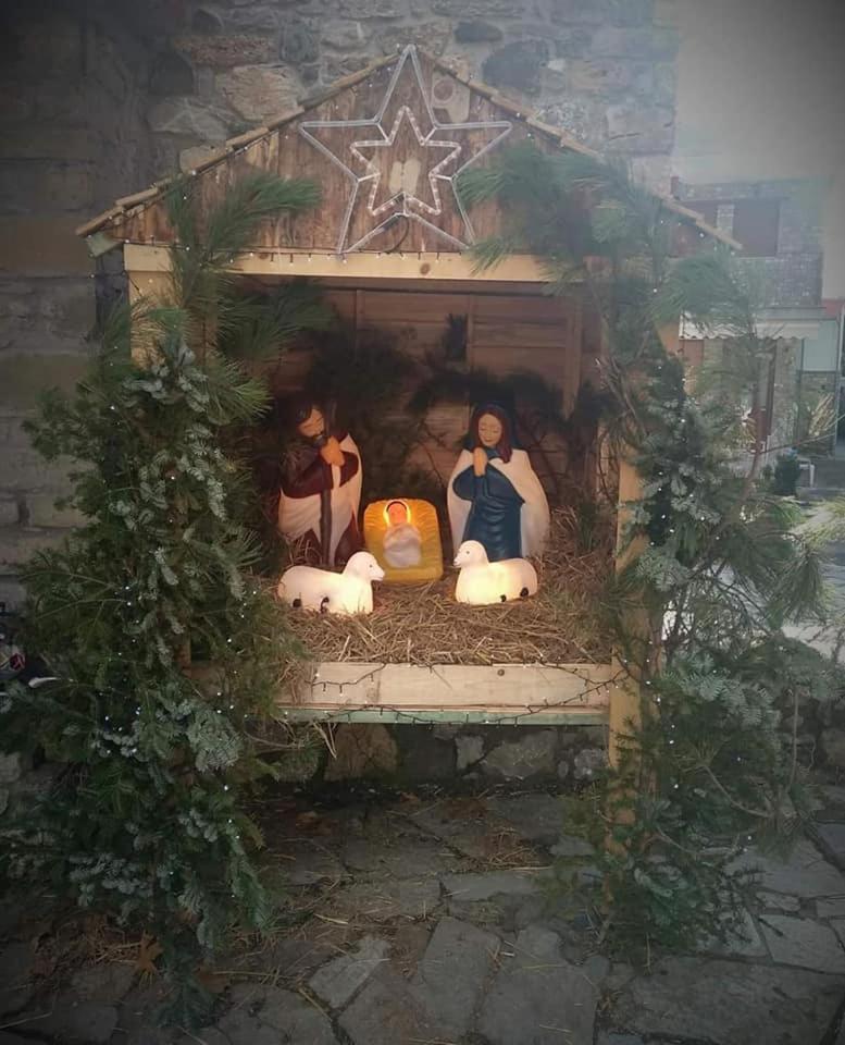Photo 33