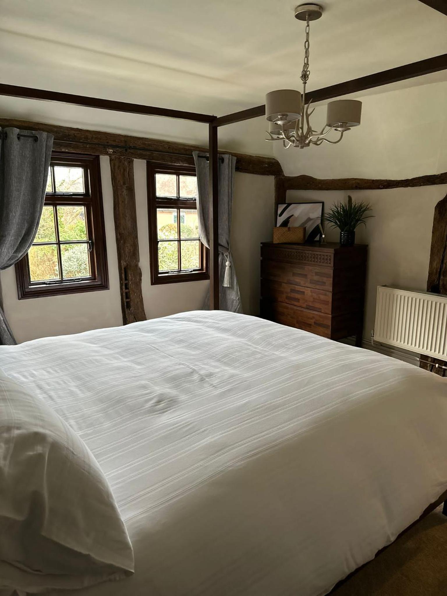 Arms Cottage