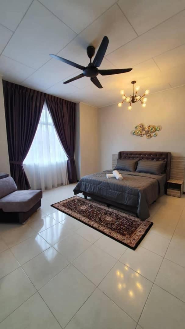 Maryam Homestay