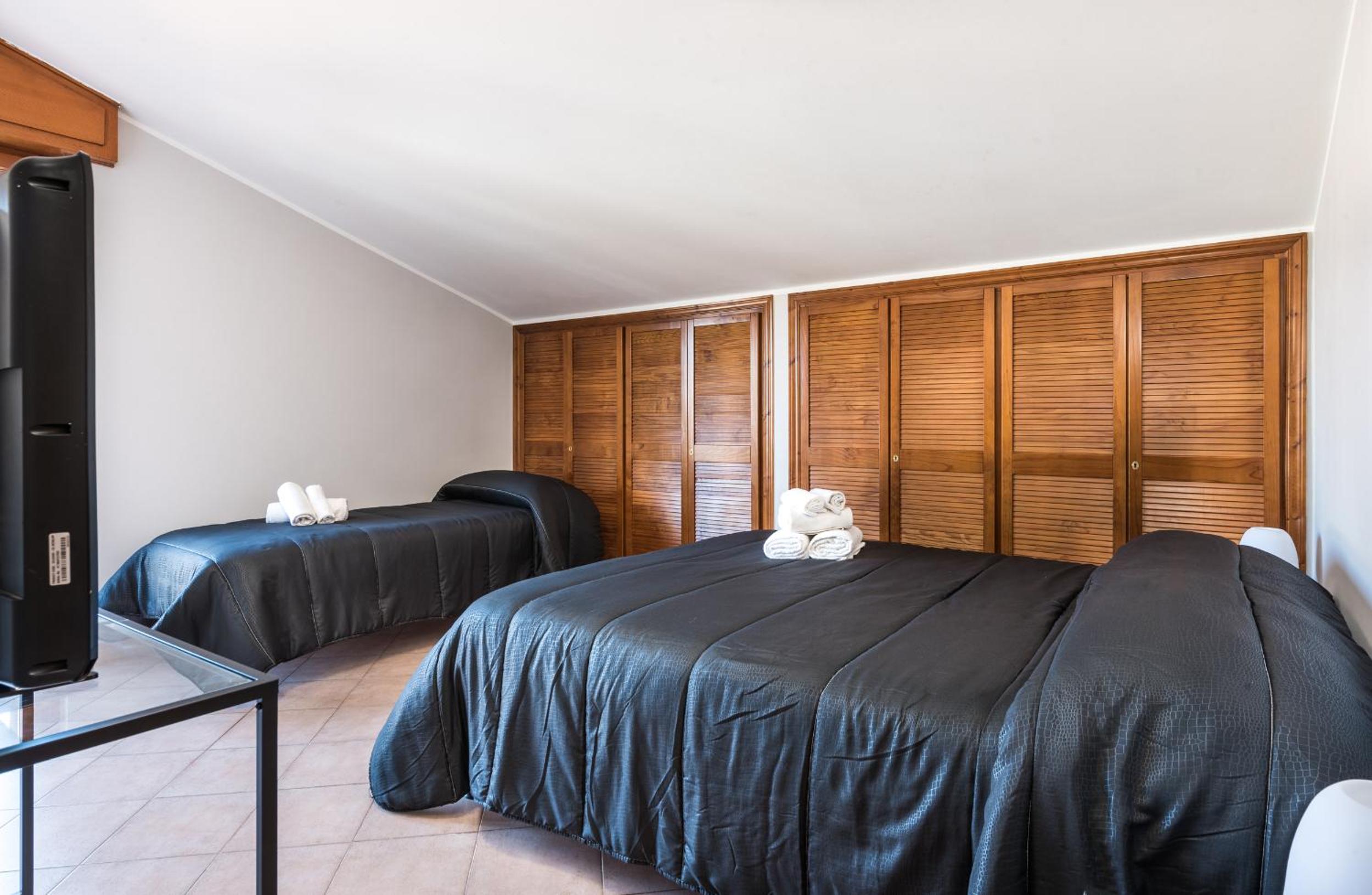 Travelershome Ciampino&Morena GuestHouse